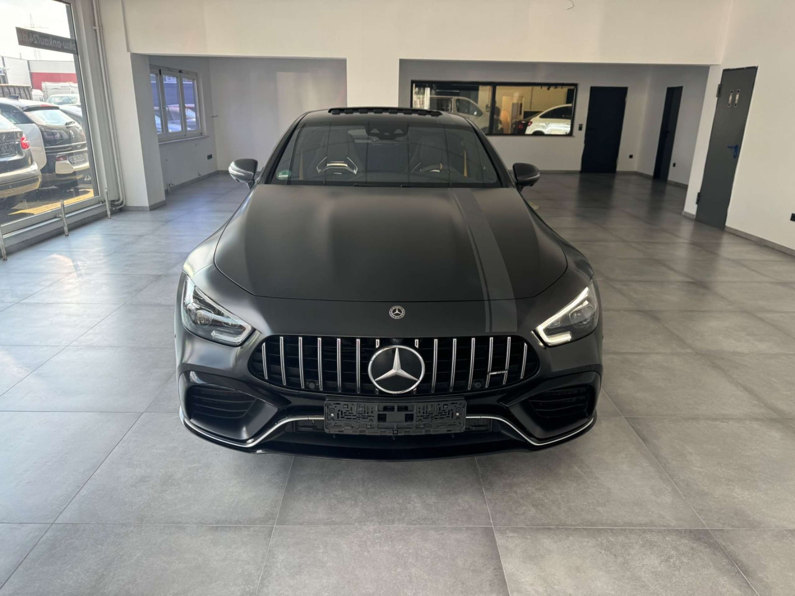 Mercedes-Benz - AMG GT