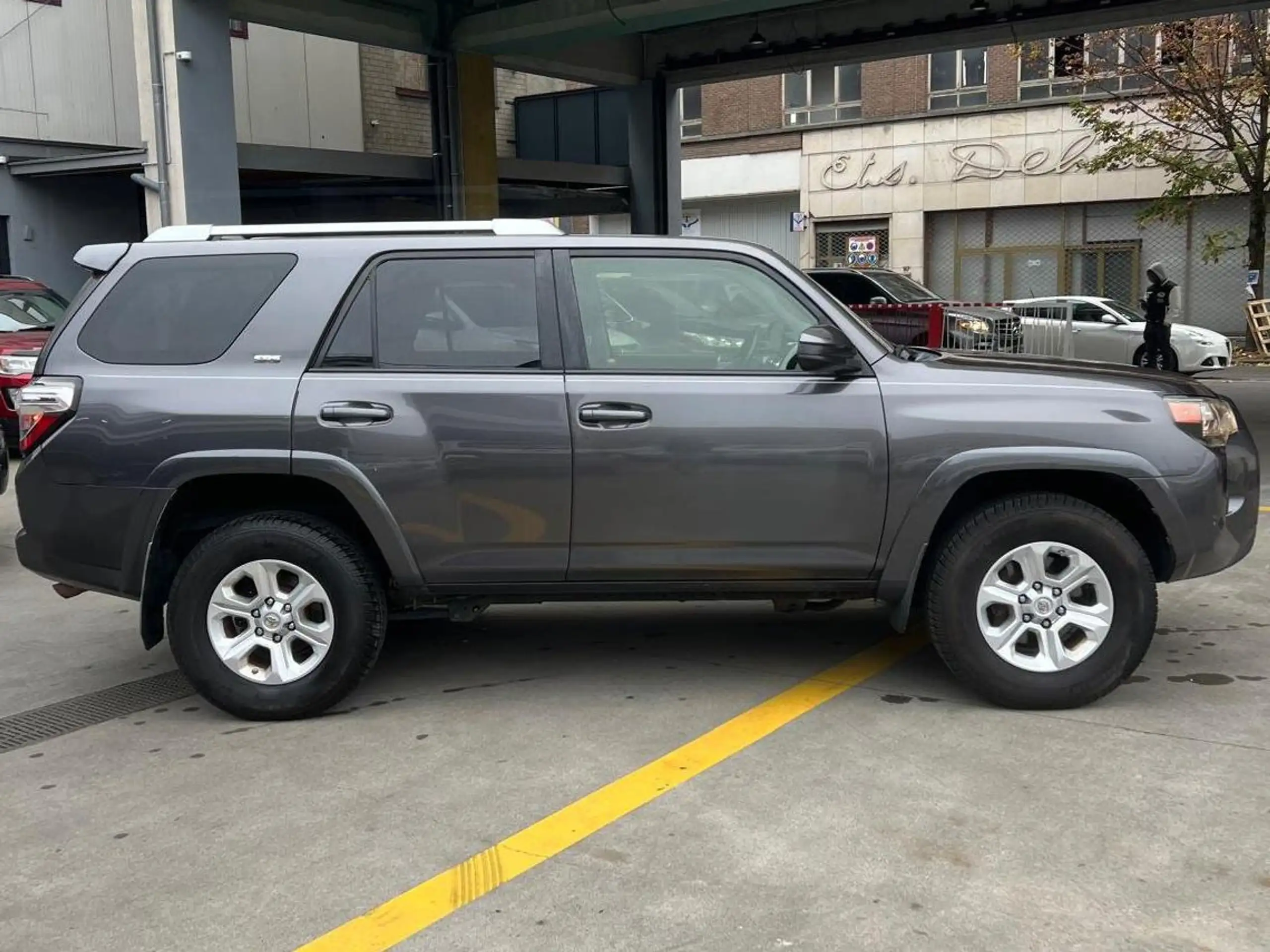 Toyota - 4-Runner