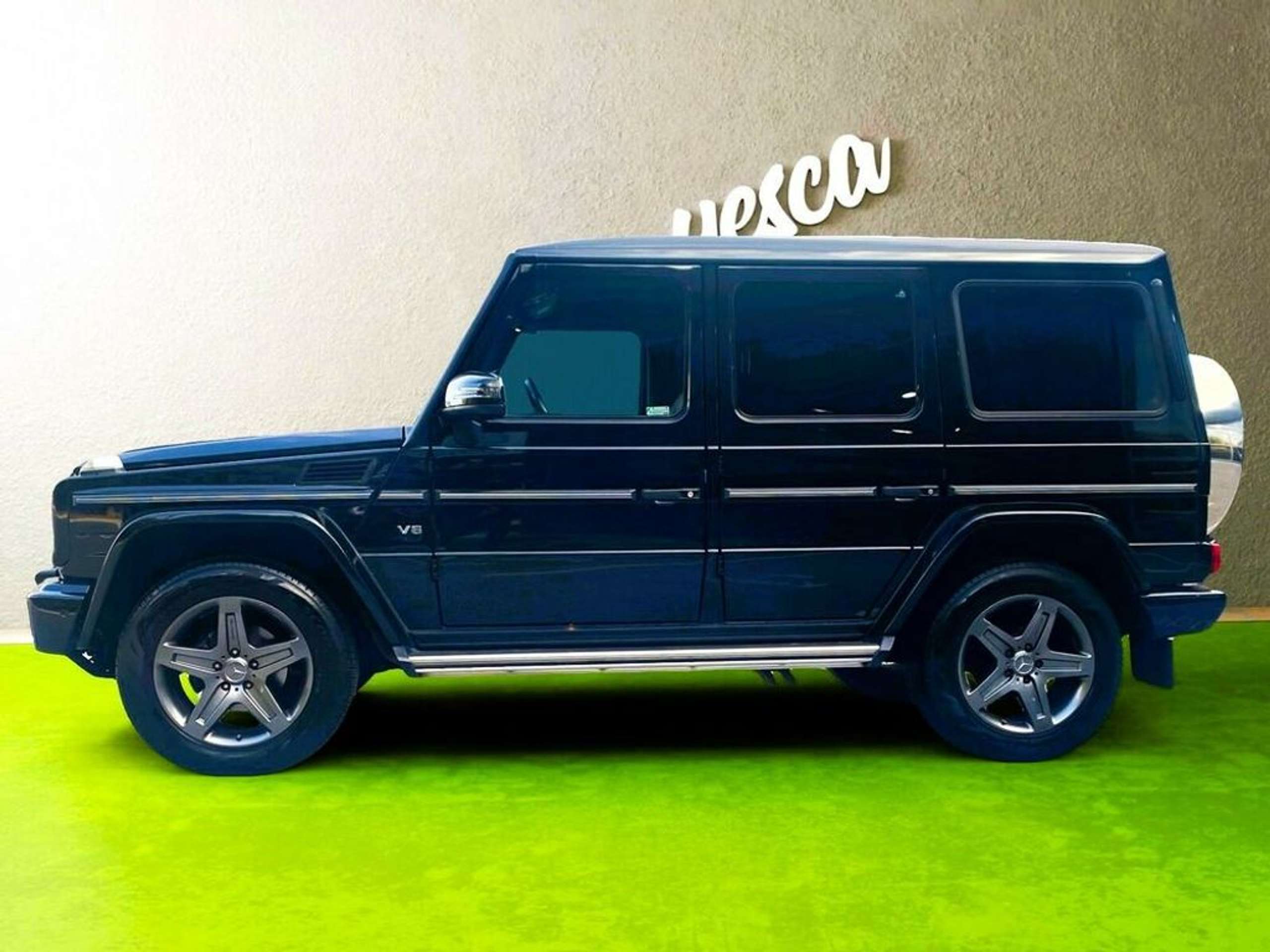 Mercedes-Benz - G 500