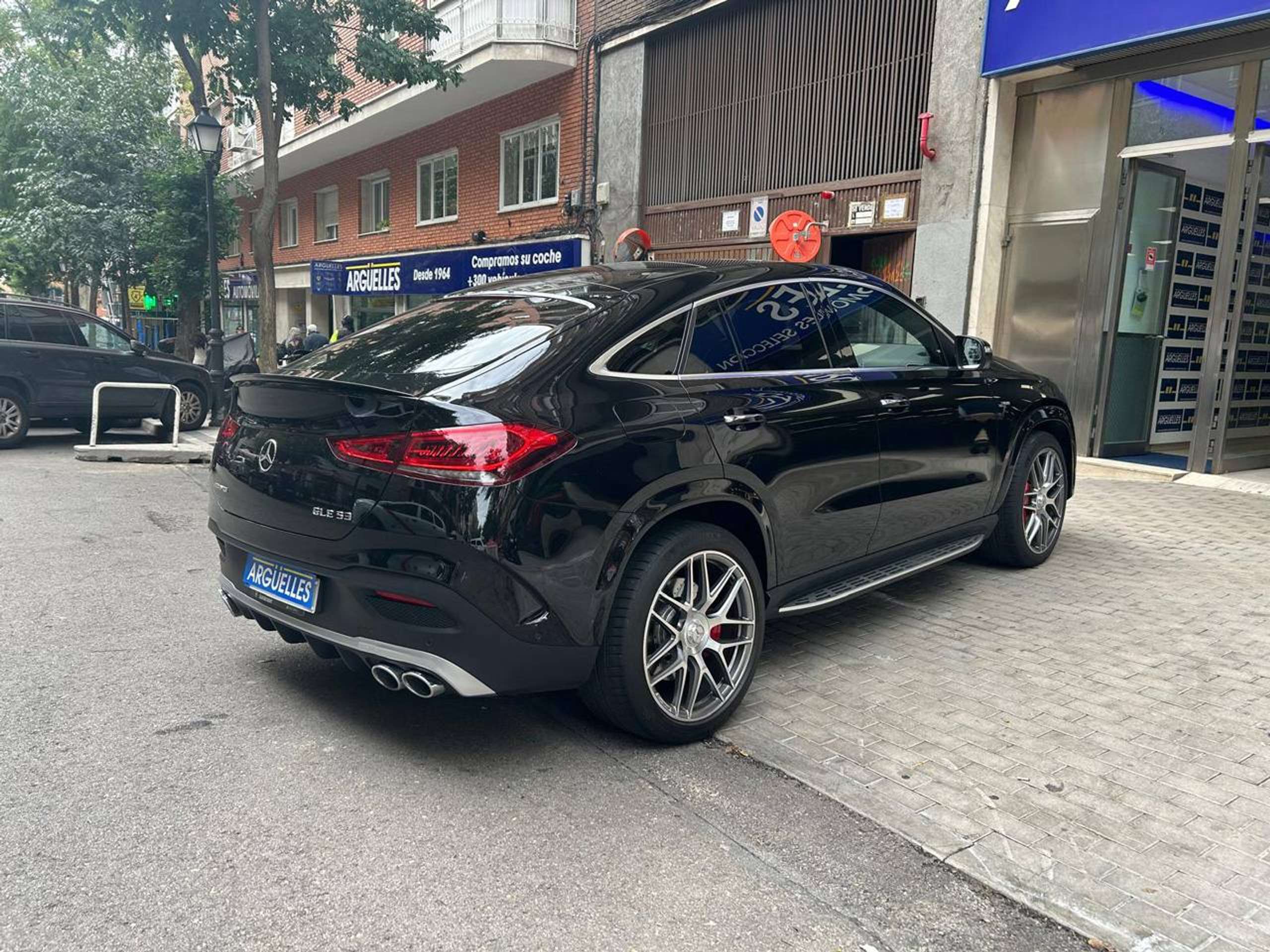 Mercedes-Benz - GLE 53 AMG