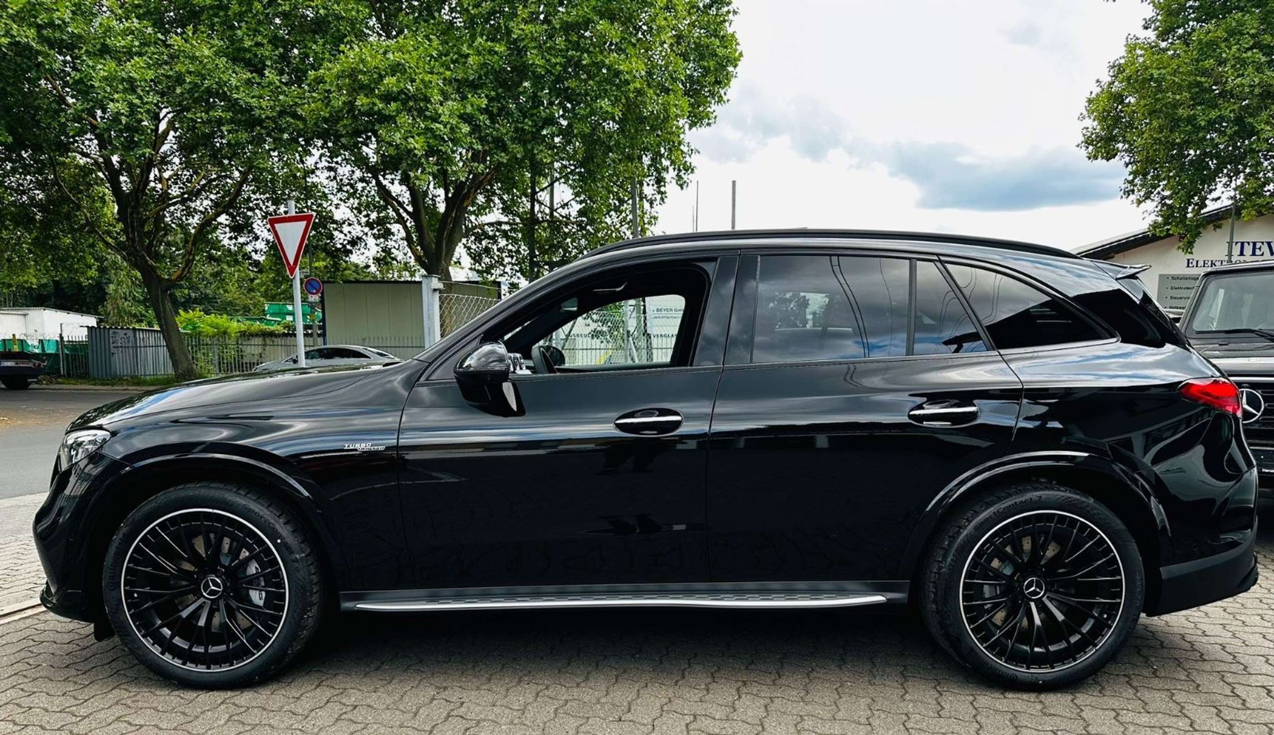 Mercedes-Benz - GLC 43 AMG