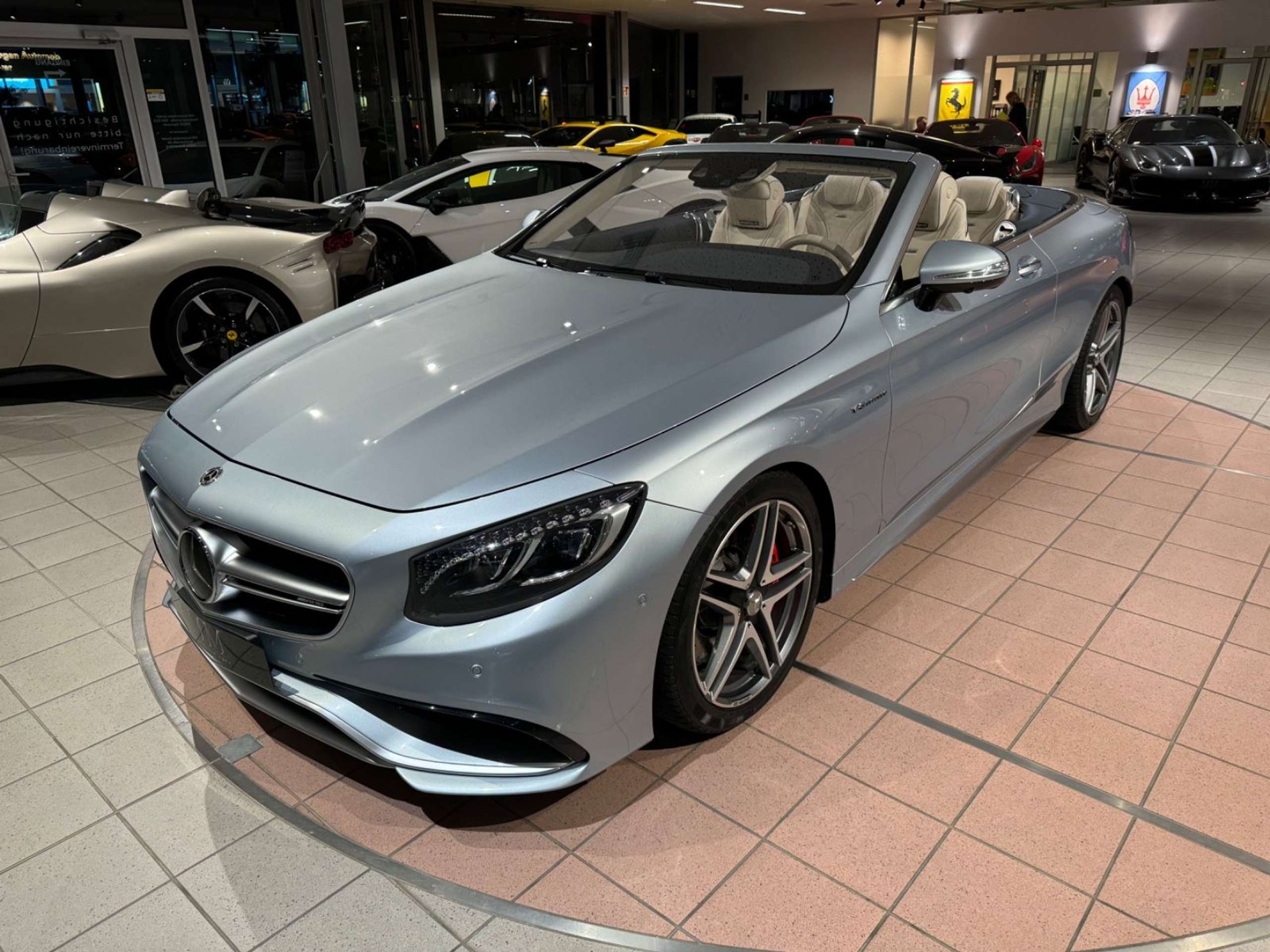 Mercedes-Benz - S 63 AMG