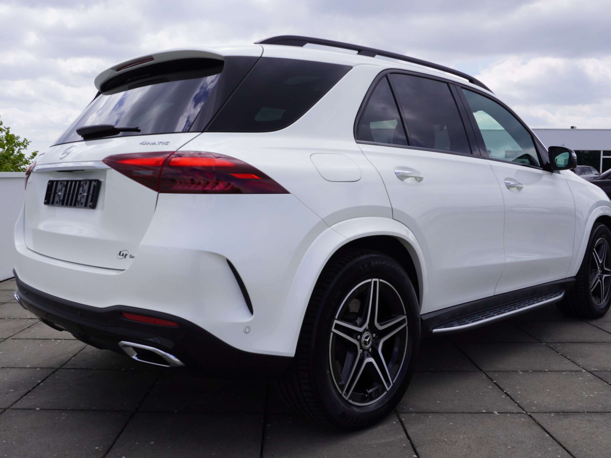 Mercedes-Benz - GLE 350