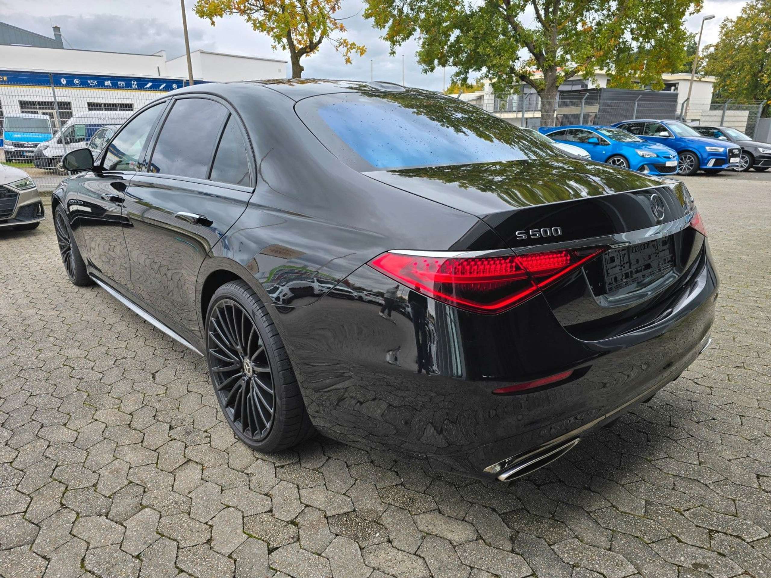 Mercedes-Benz - S 500