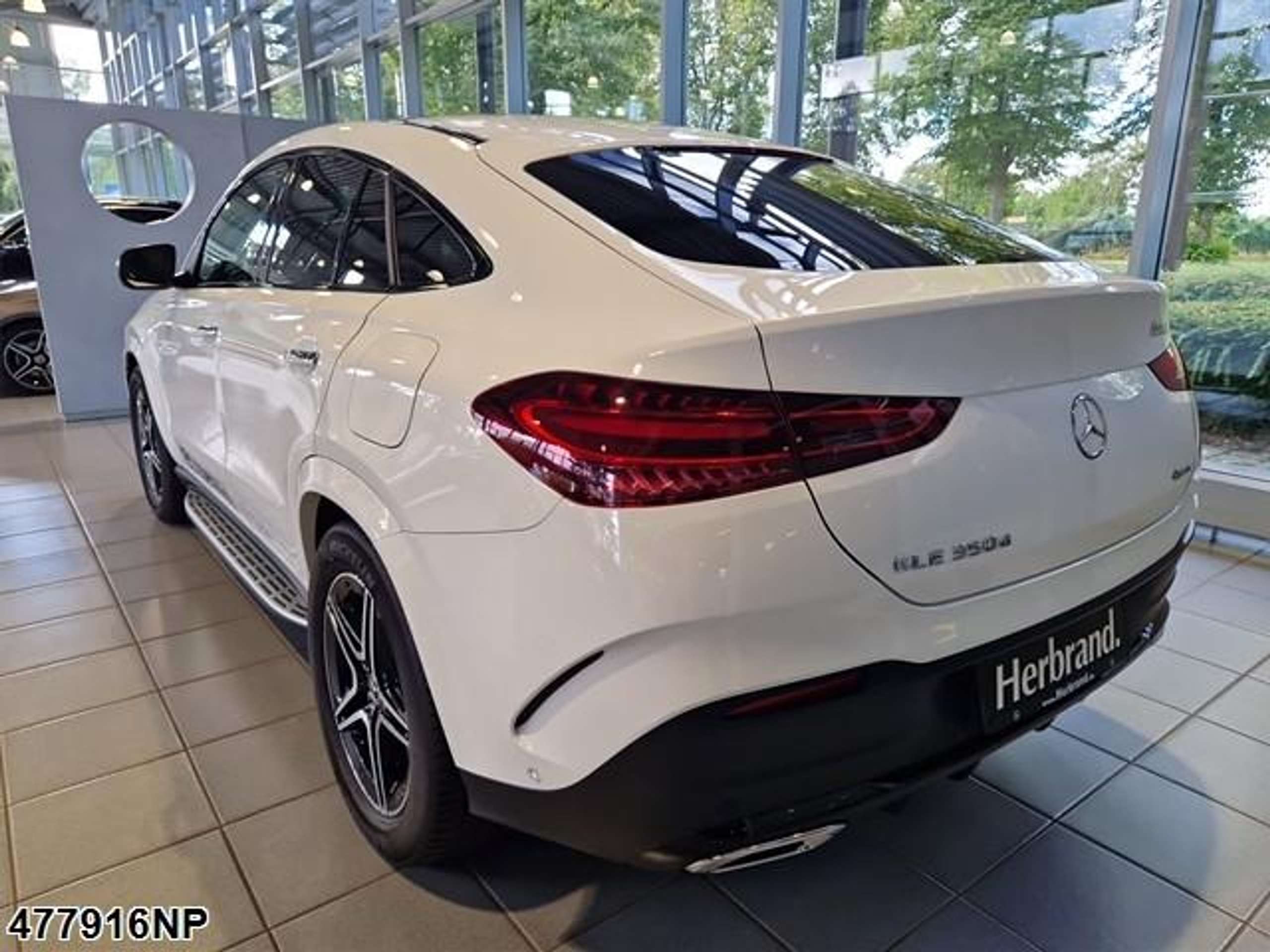 Mercedes-Benz - GLE 350