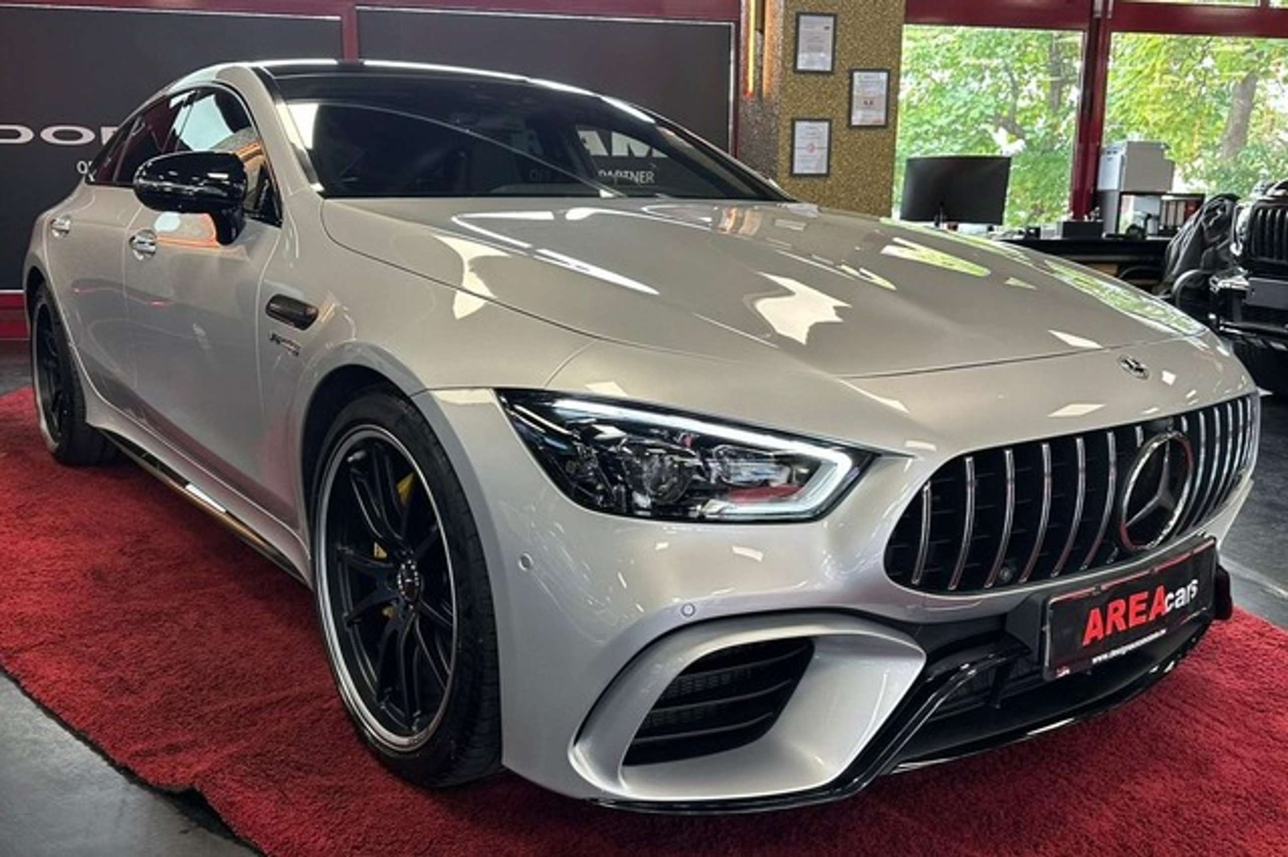 Mercedes-Benz - AMG GT