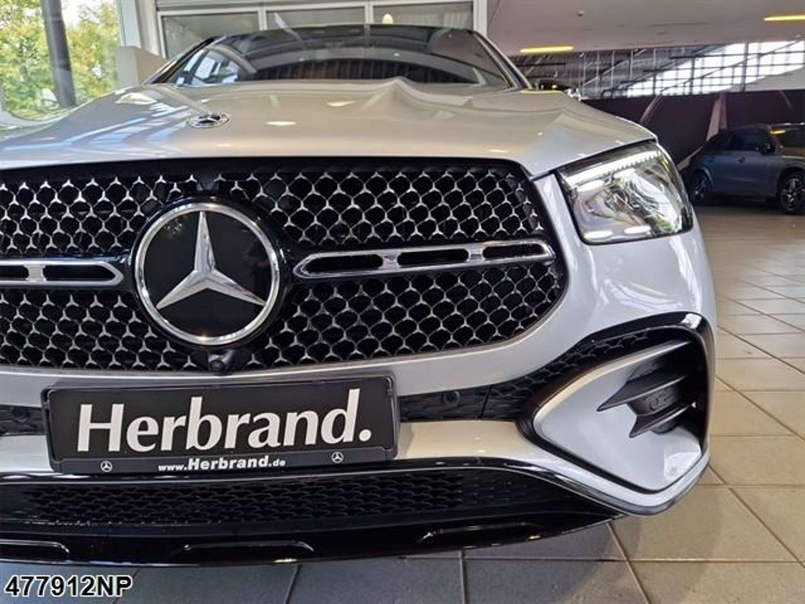 Mercedes-Benz - GLE 300