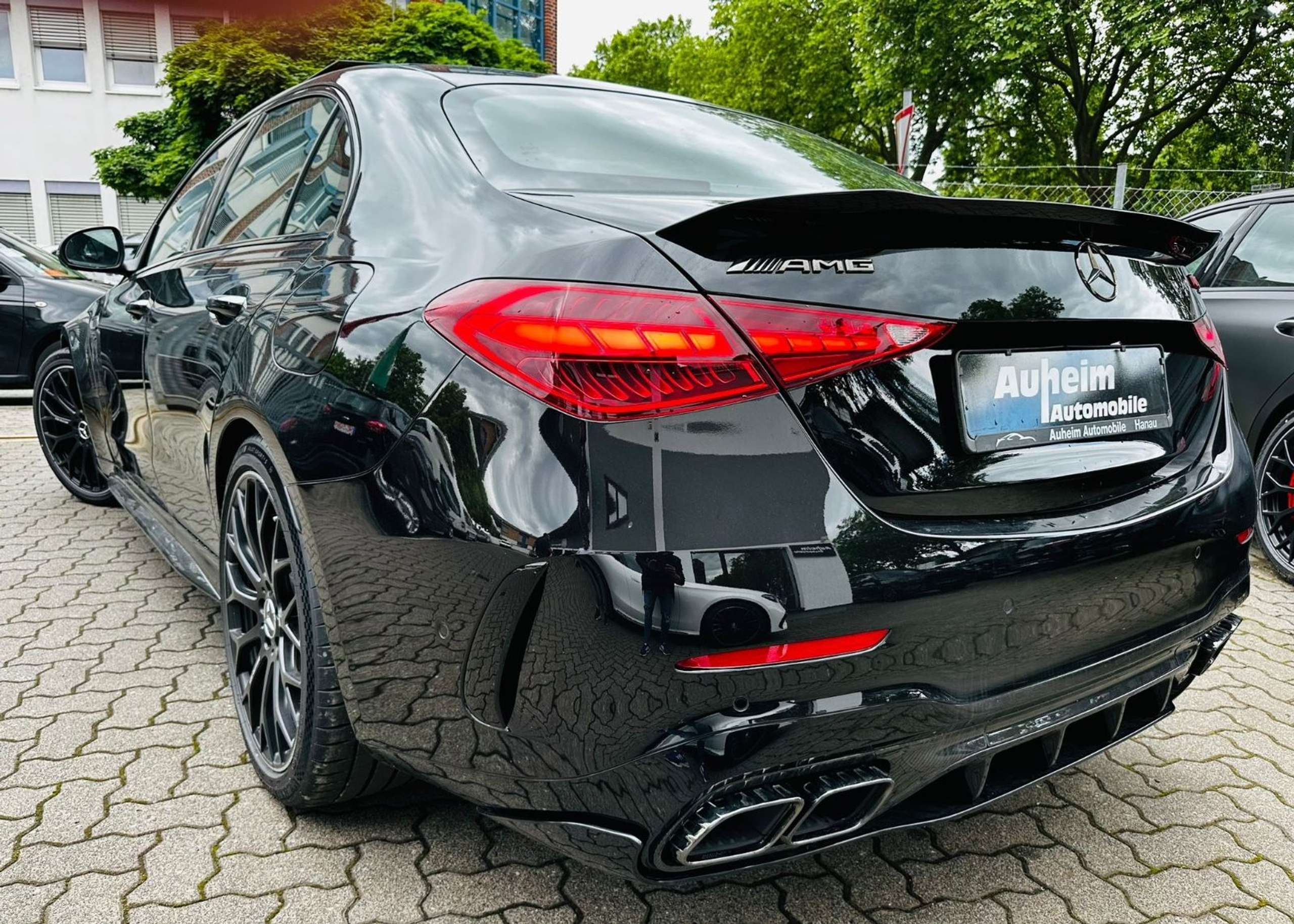 Mercedes-Benz - C 63 AMG