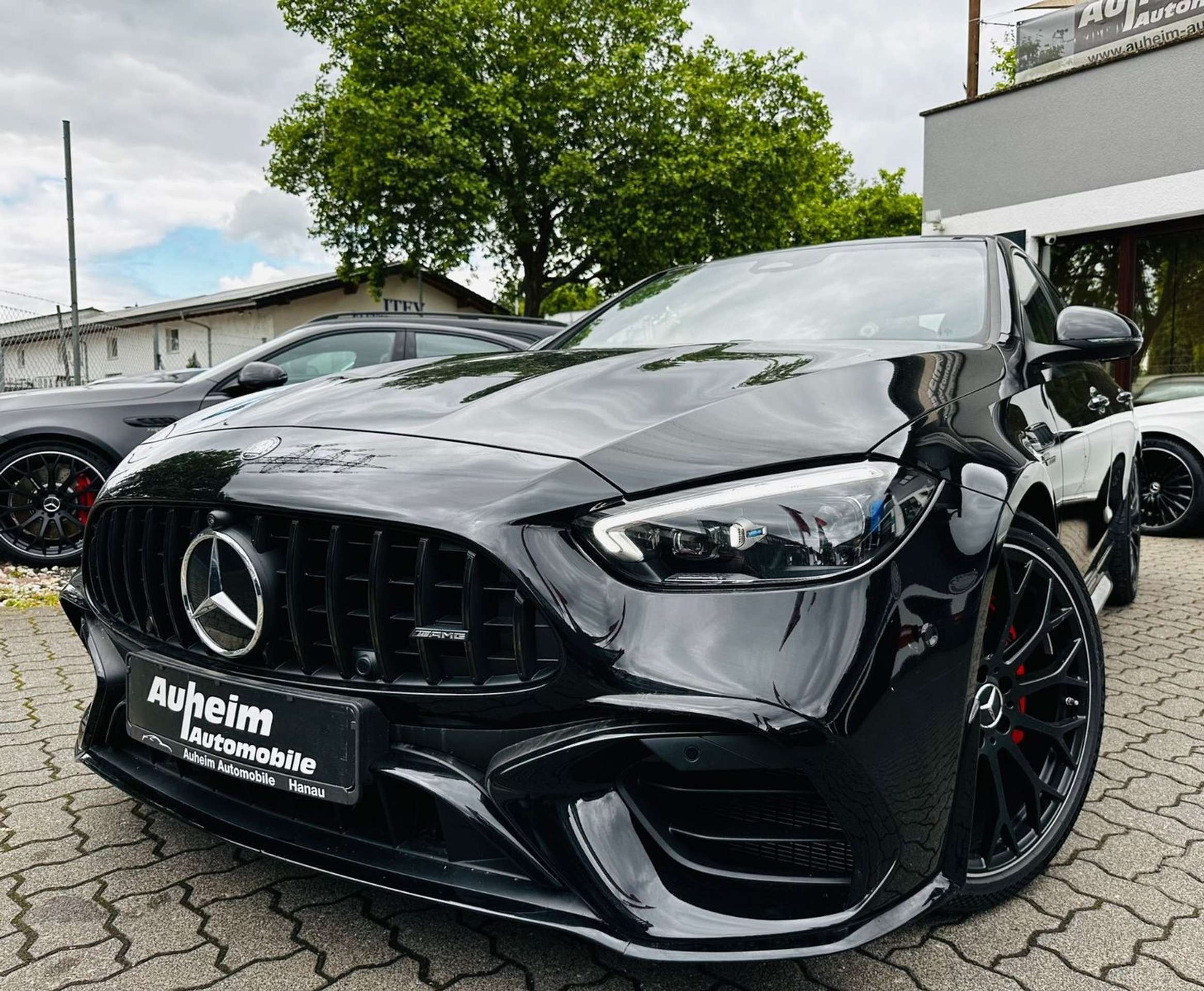 Mercedes-Benz - C 63 AMG