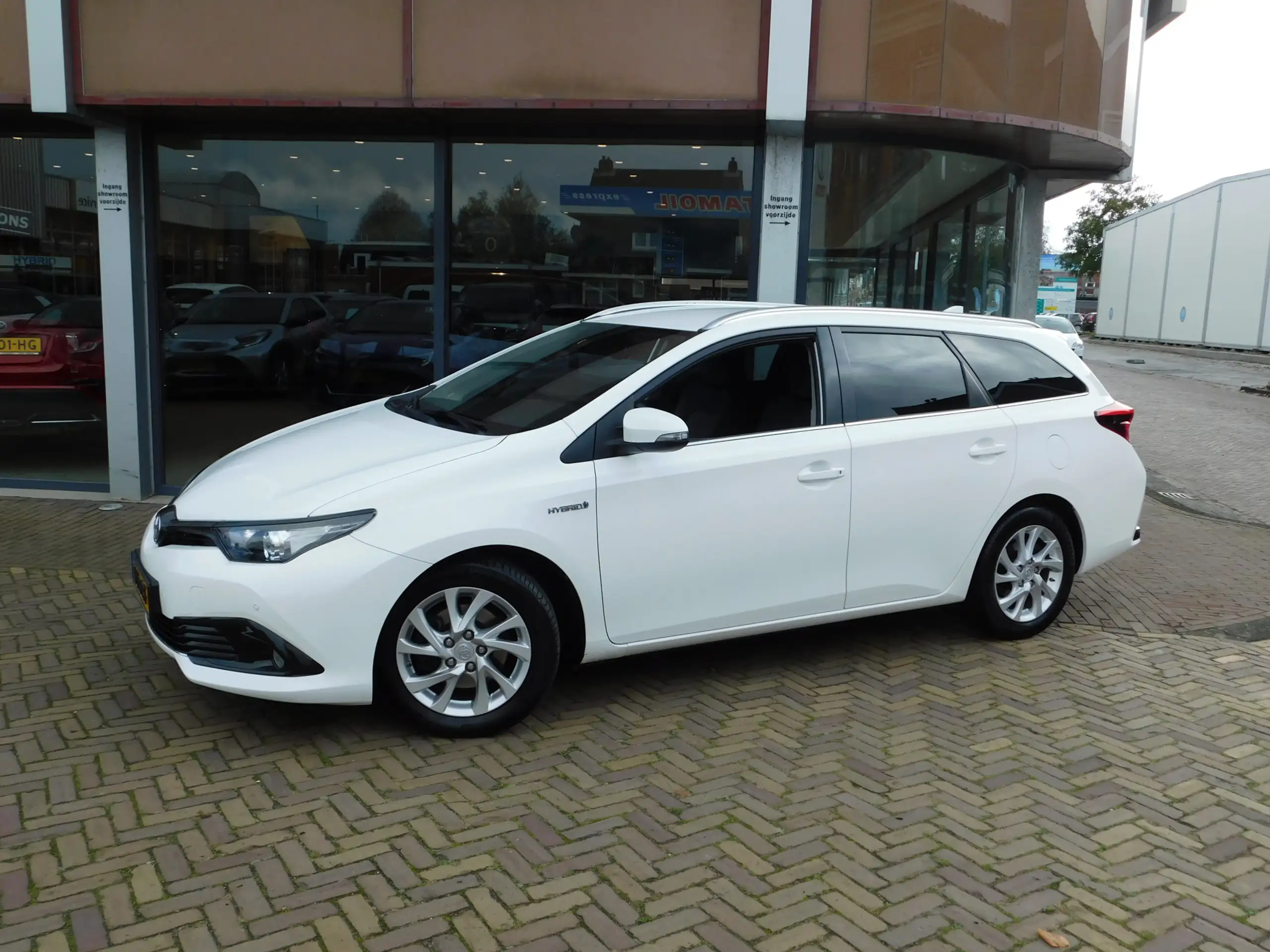 Toyota - Auris