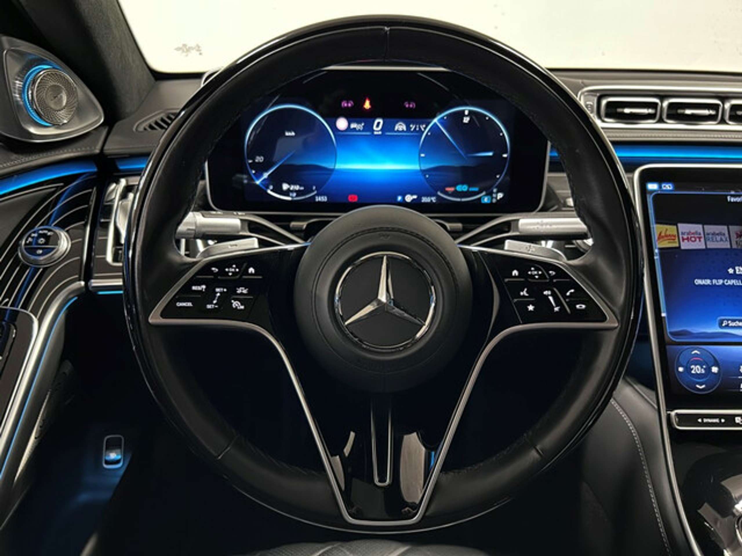 Mercedes-Benz - S 500