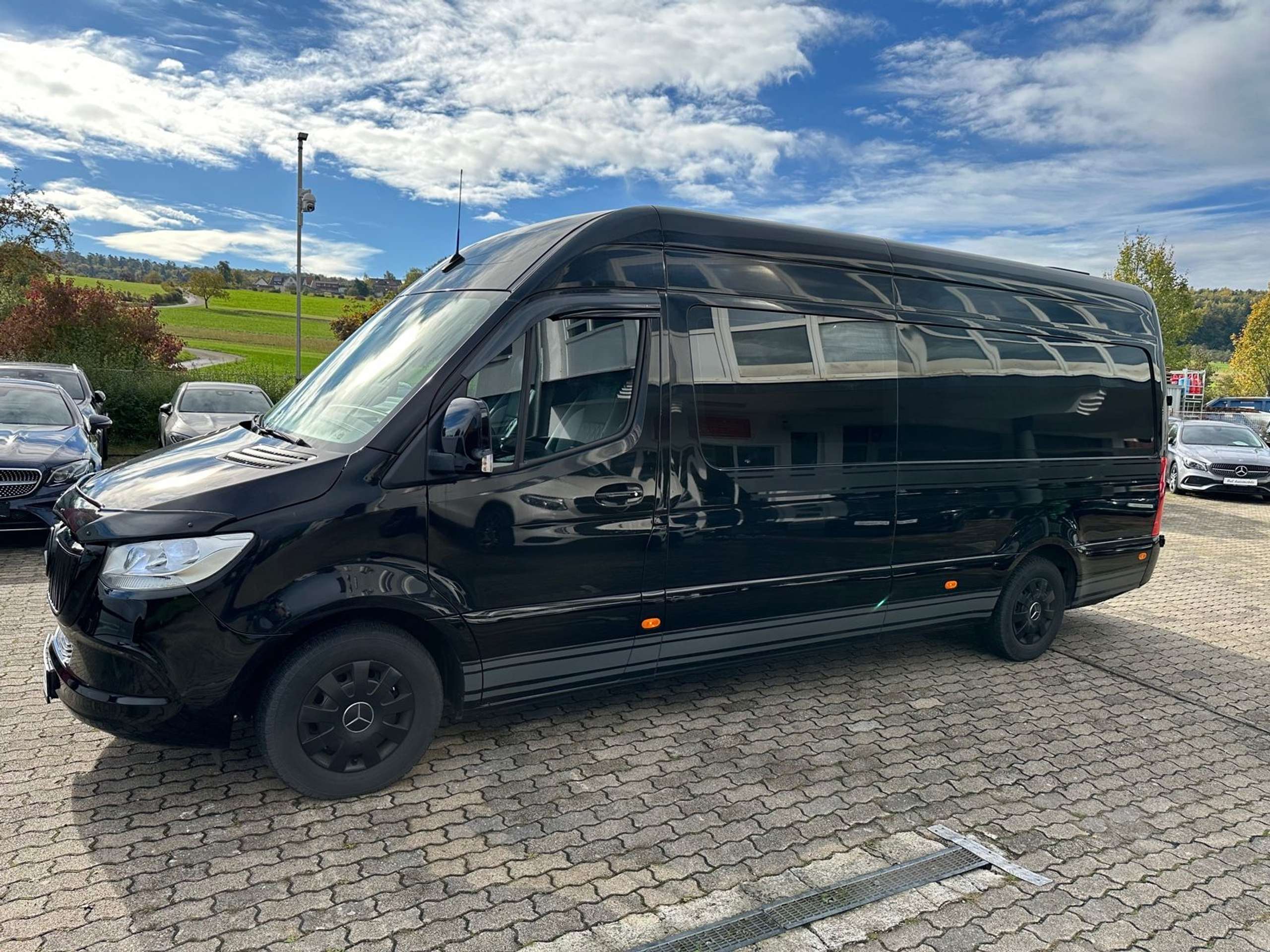 Mercedes-Benz - Sprinter