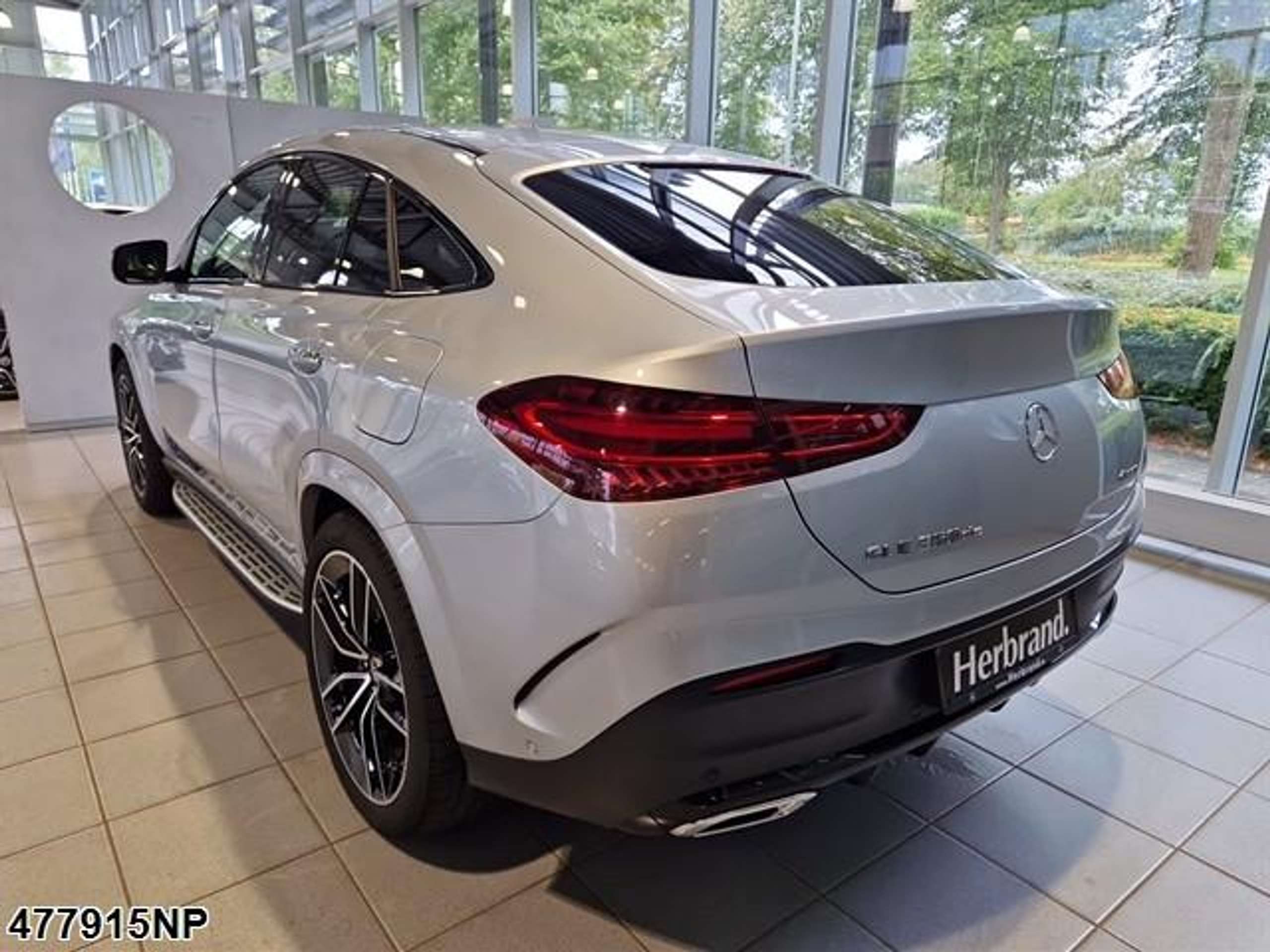 Mercedes-Benz - GLE 350