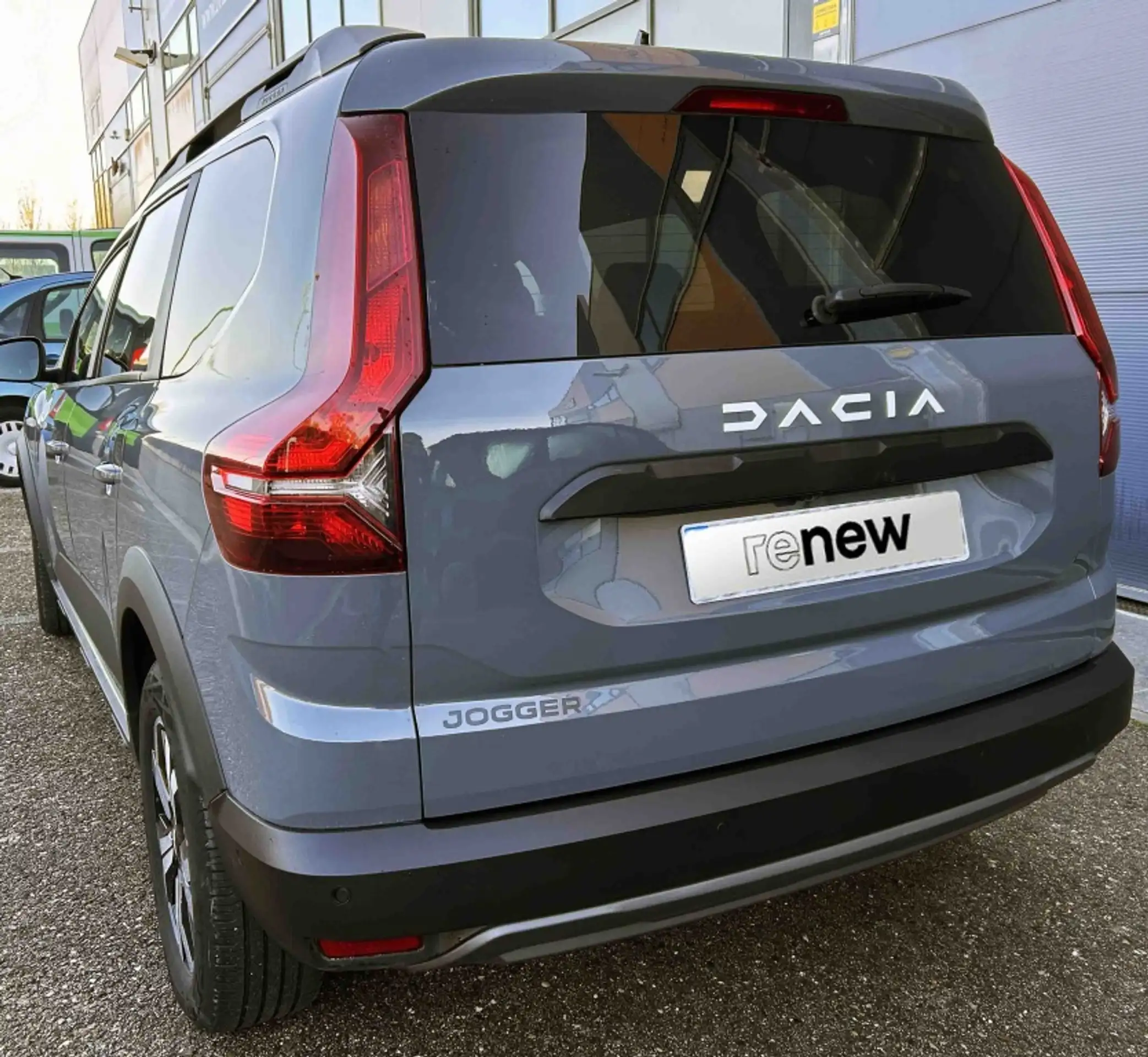 Dacia - Jogger