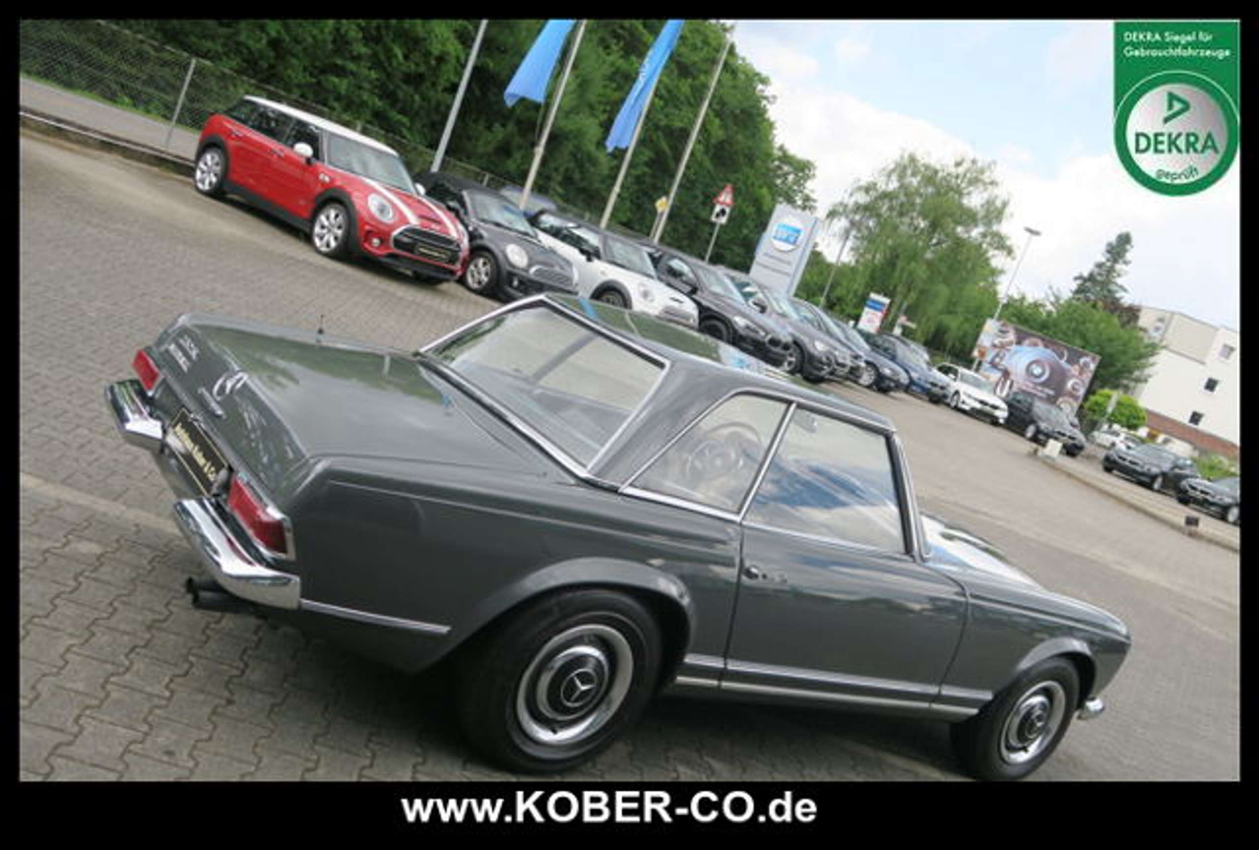 Mercedes-Benz - 230