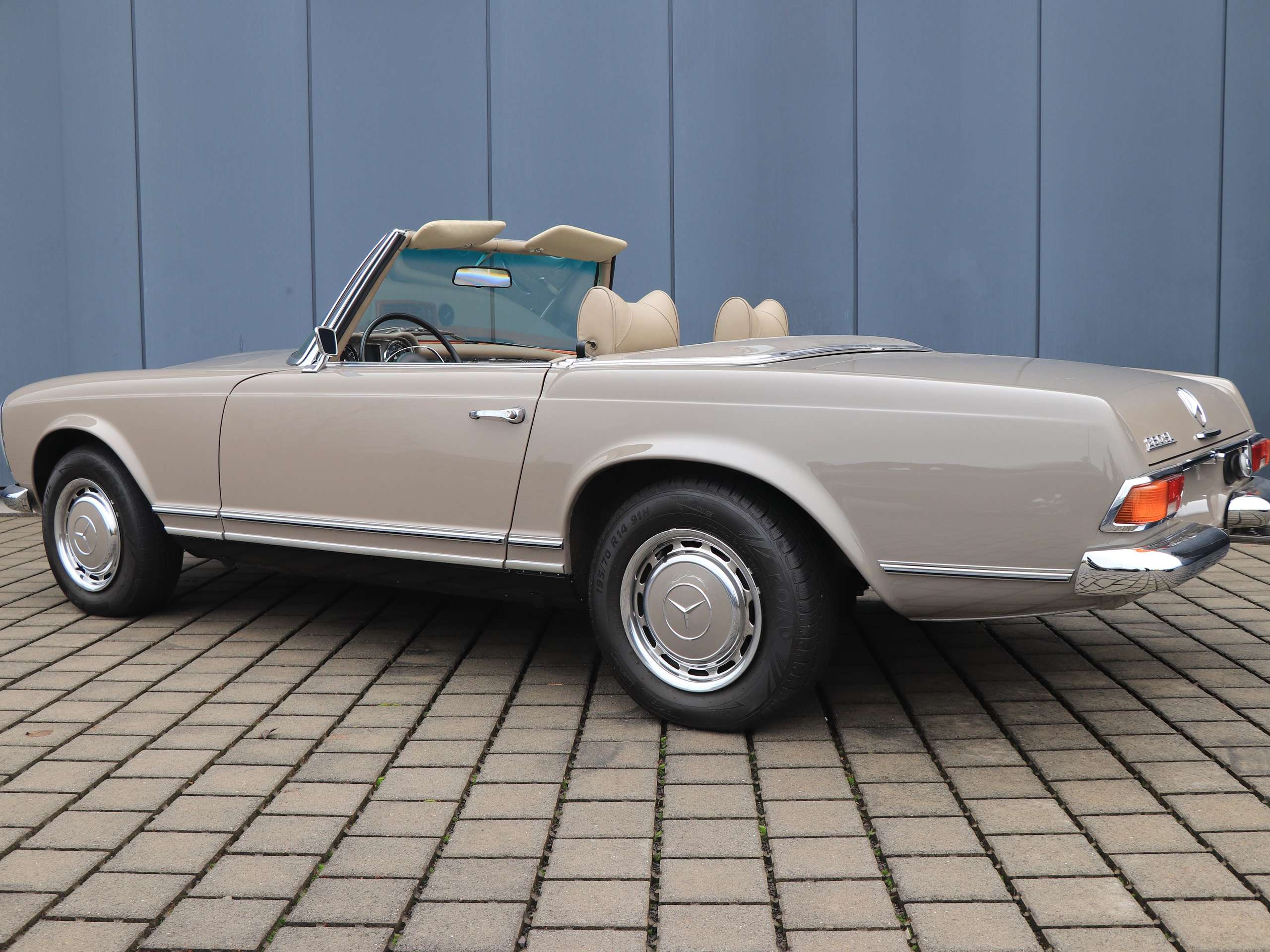 Mercedes-Benz - SL 280