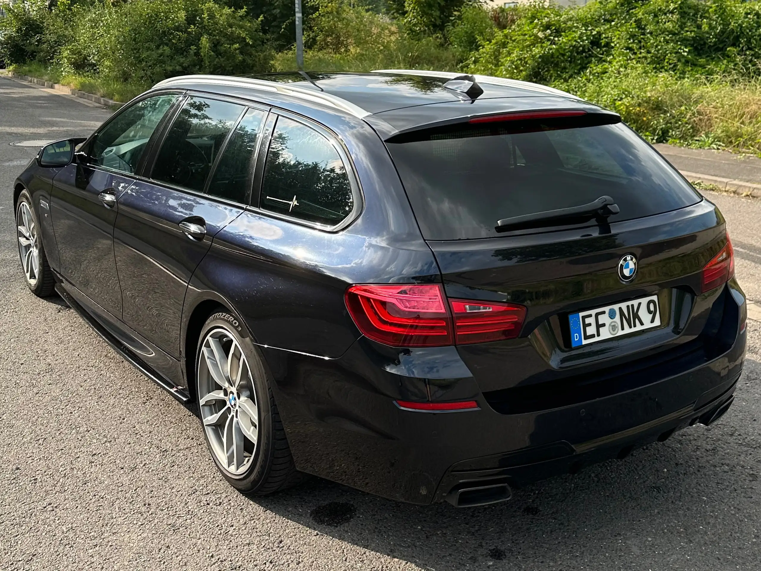 BMW - M550