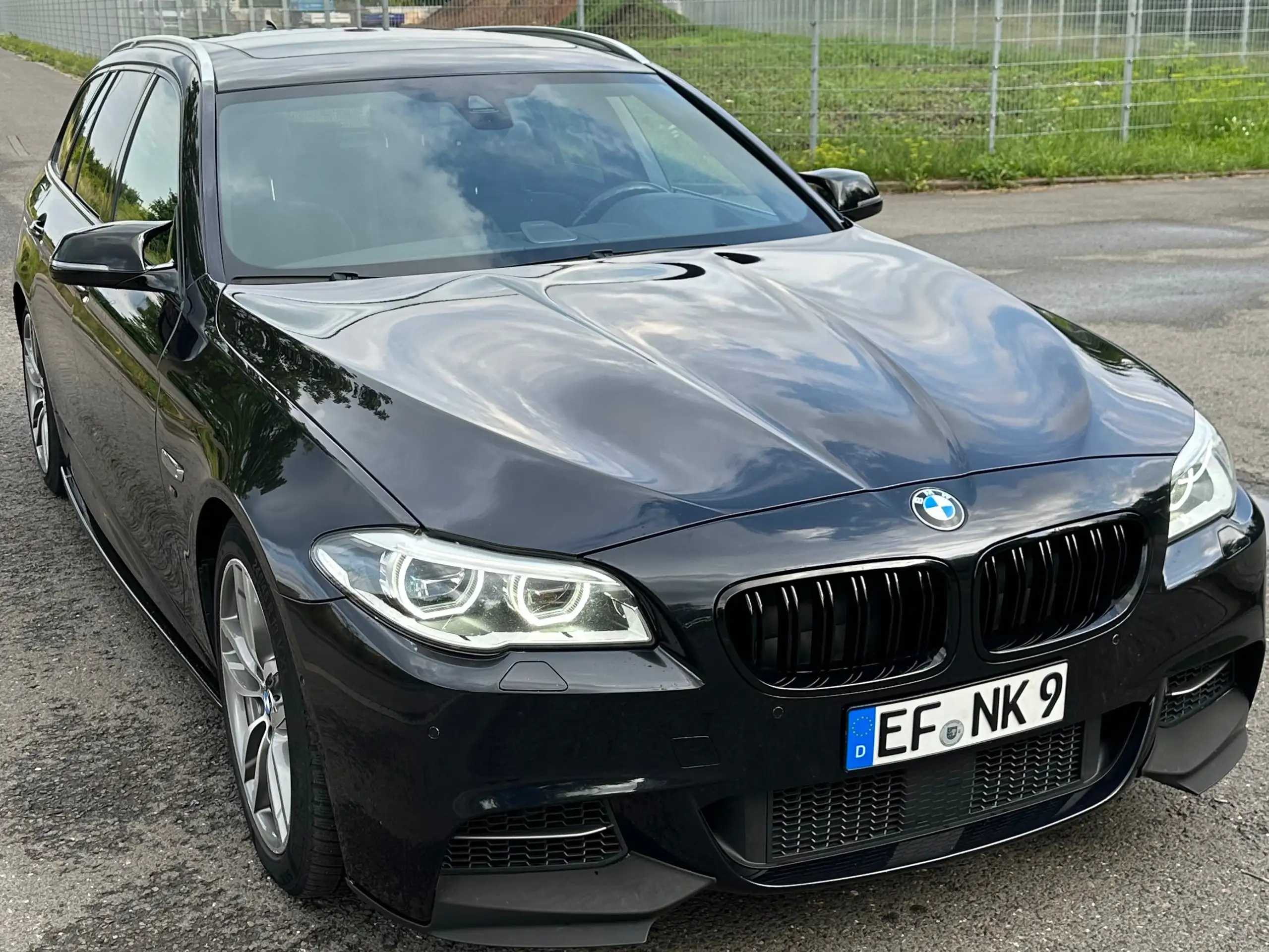 BMW - M550