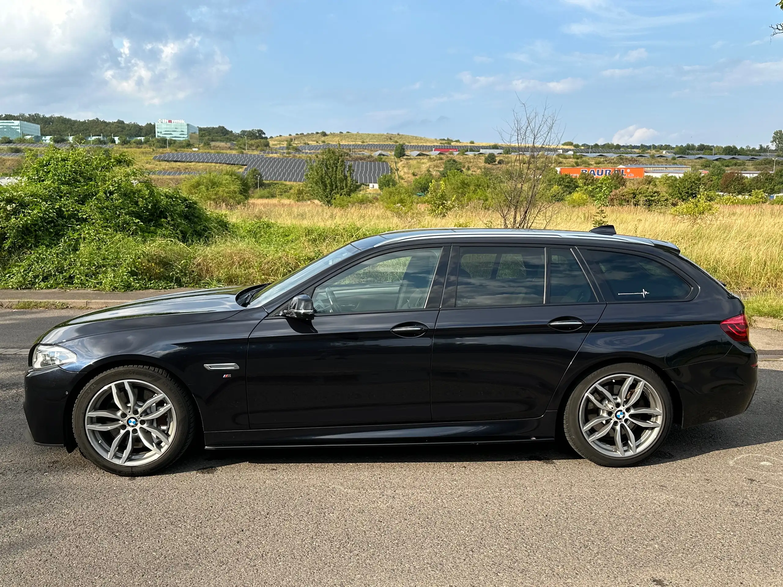 BMW - M550