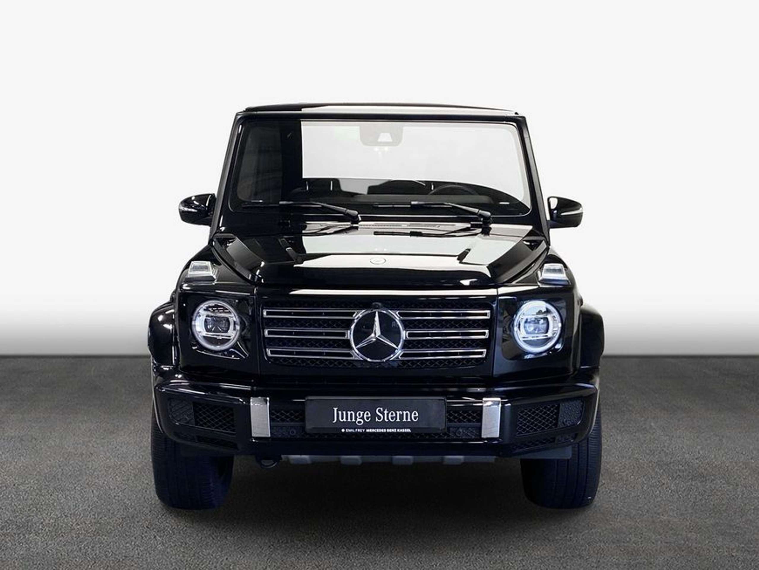 Mercedes-Benz - G 500