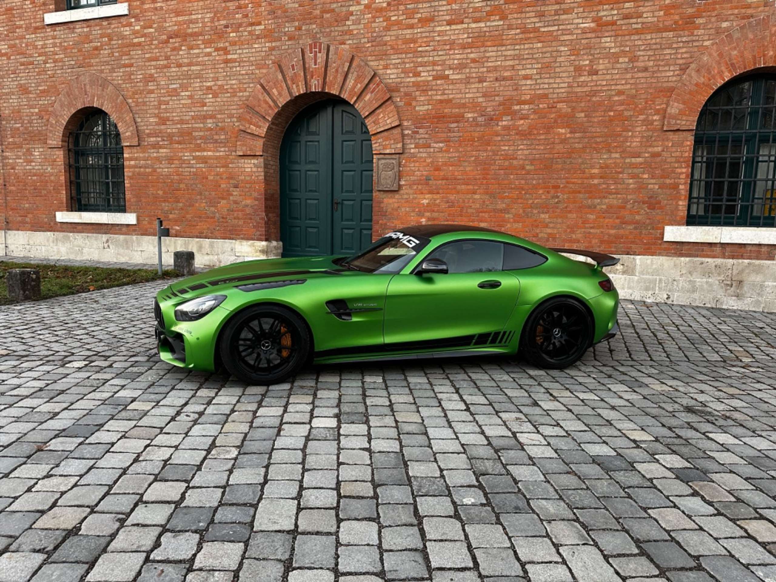 Mercedes-Benz - AMG GT