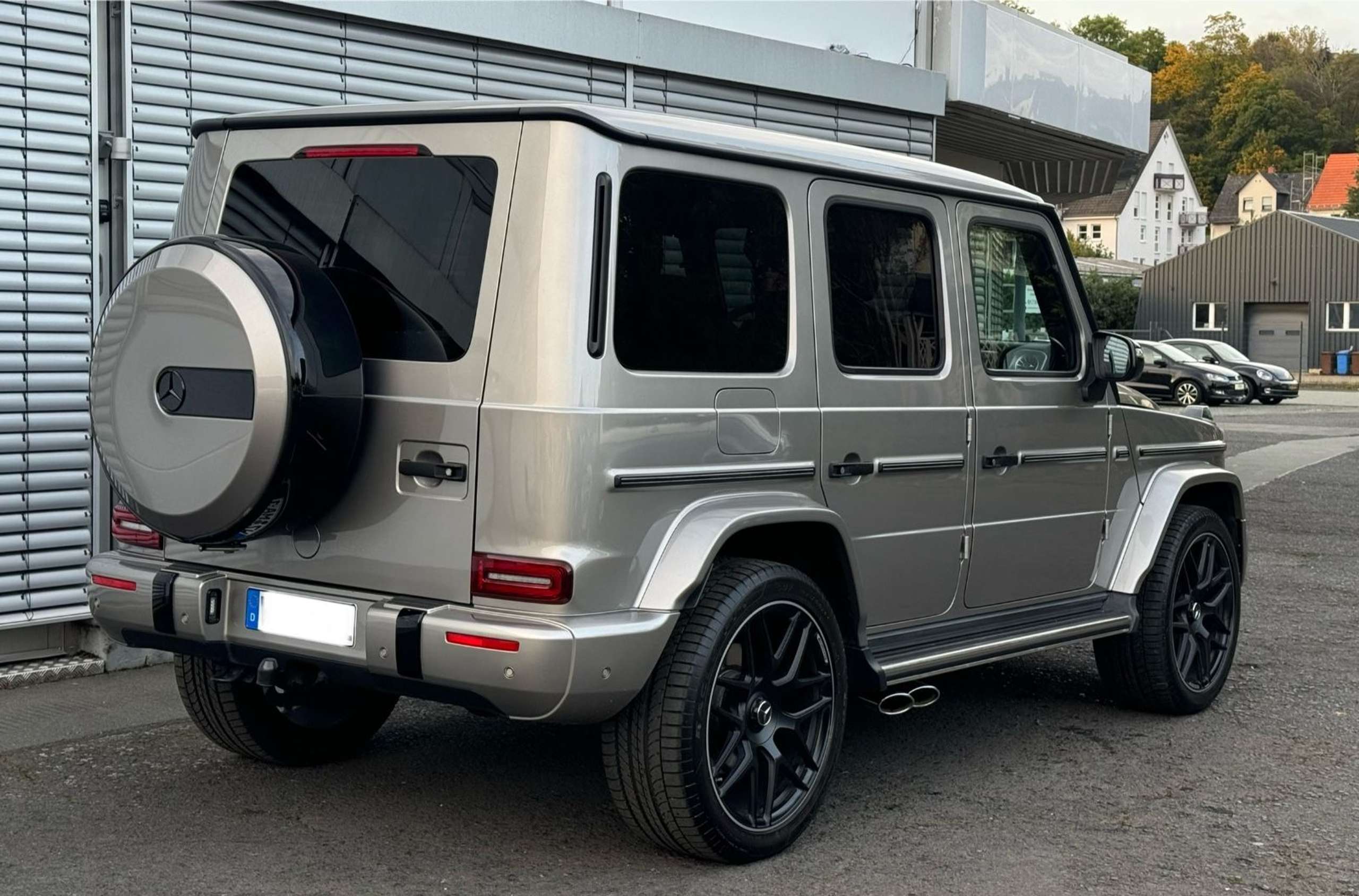 Mercedes-Benz - G 500