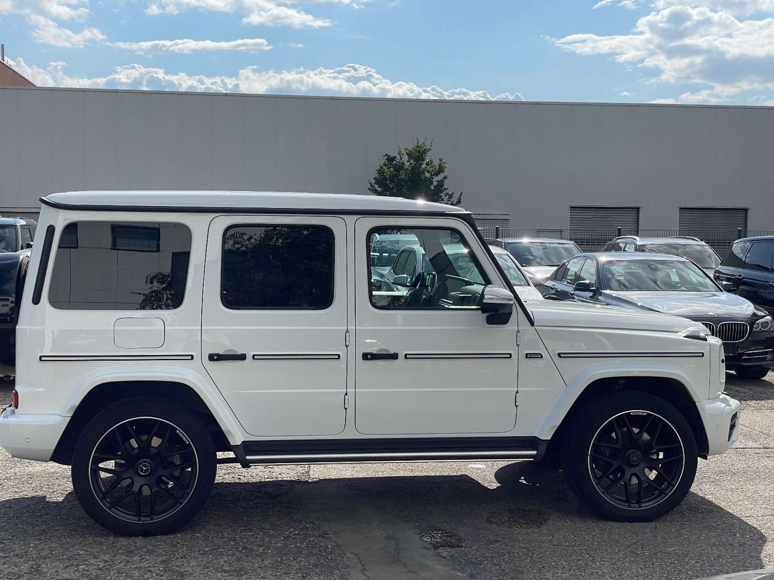 Mercedes-Benz - G 350