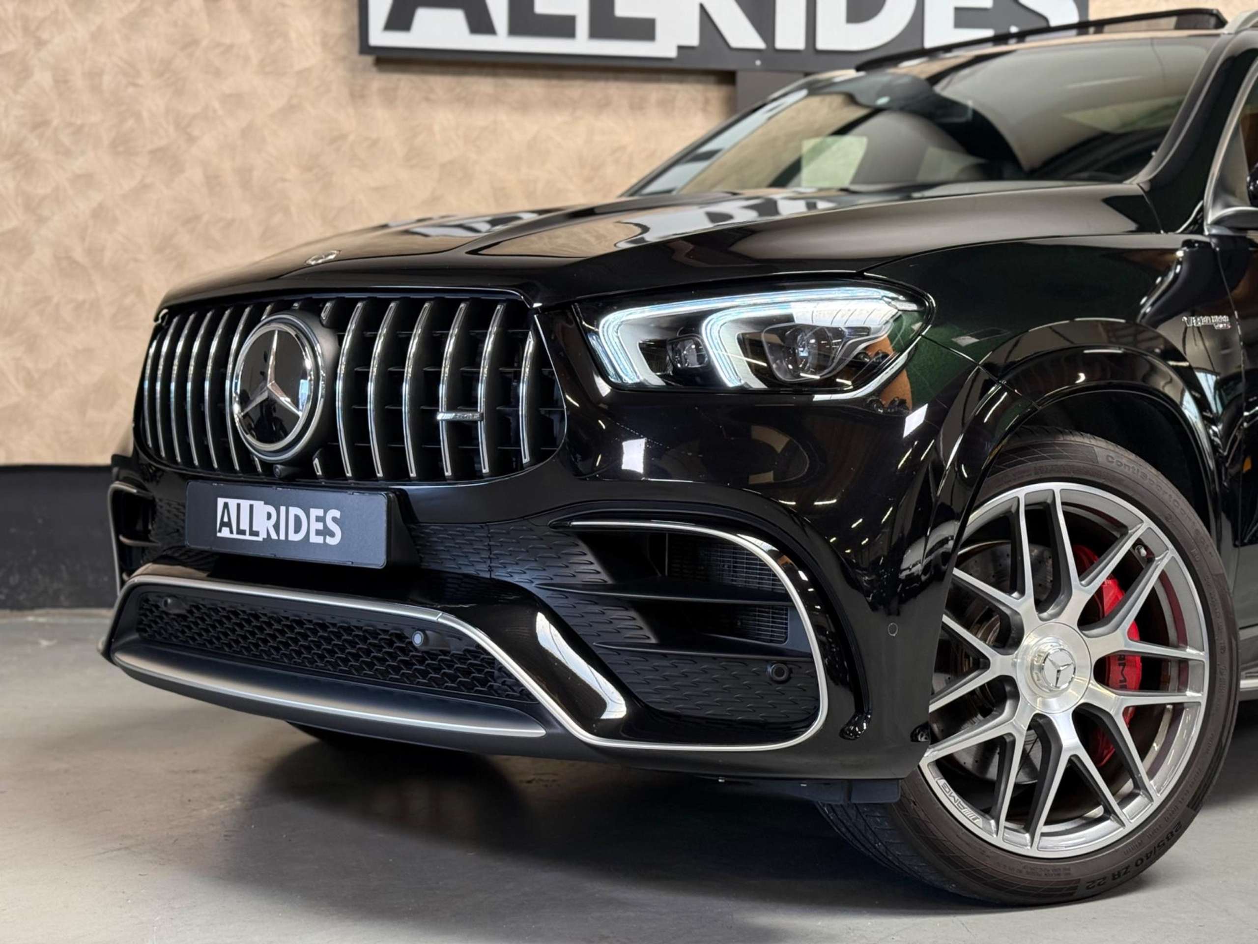 Mercedes-Benz - GLE 63 AMG