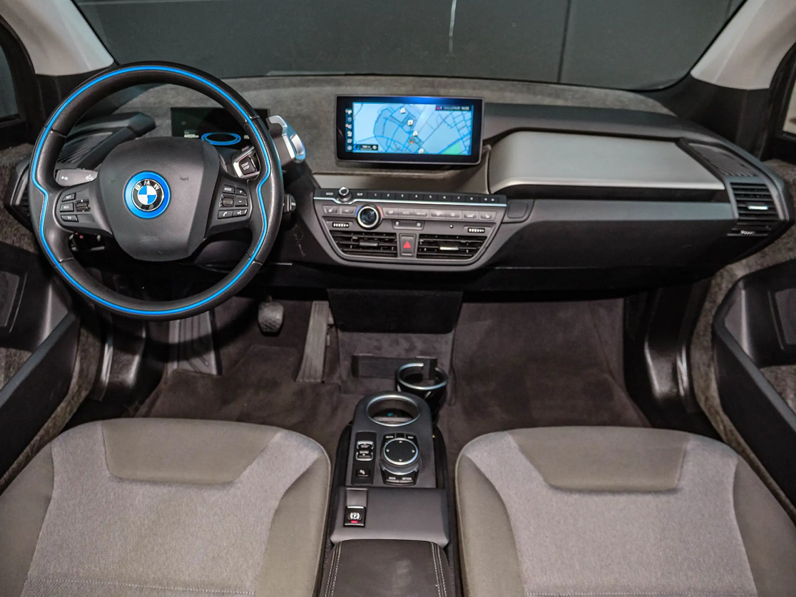 BMW - i3