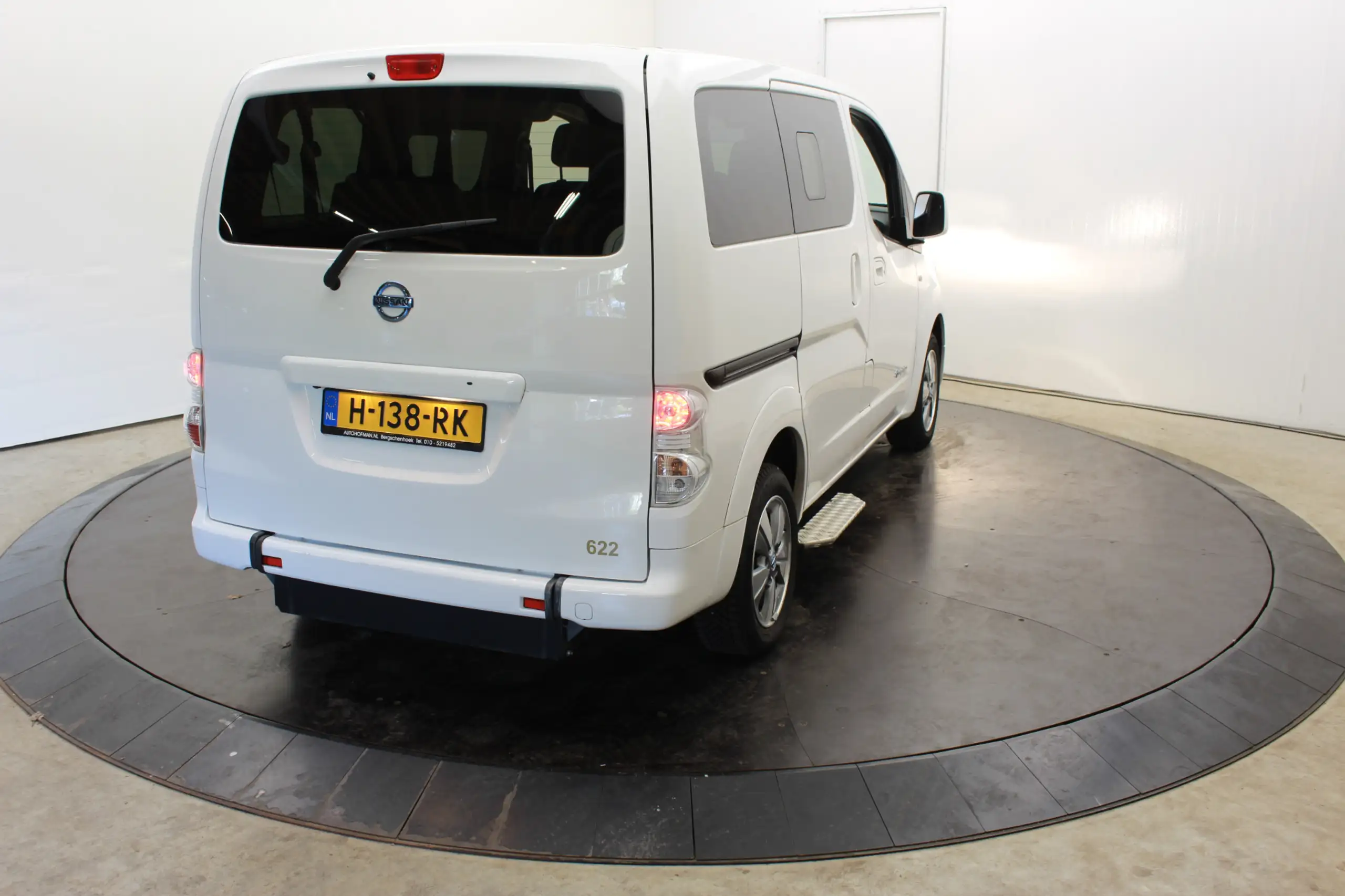 Nissan - E-NV200