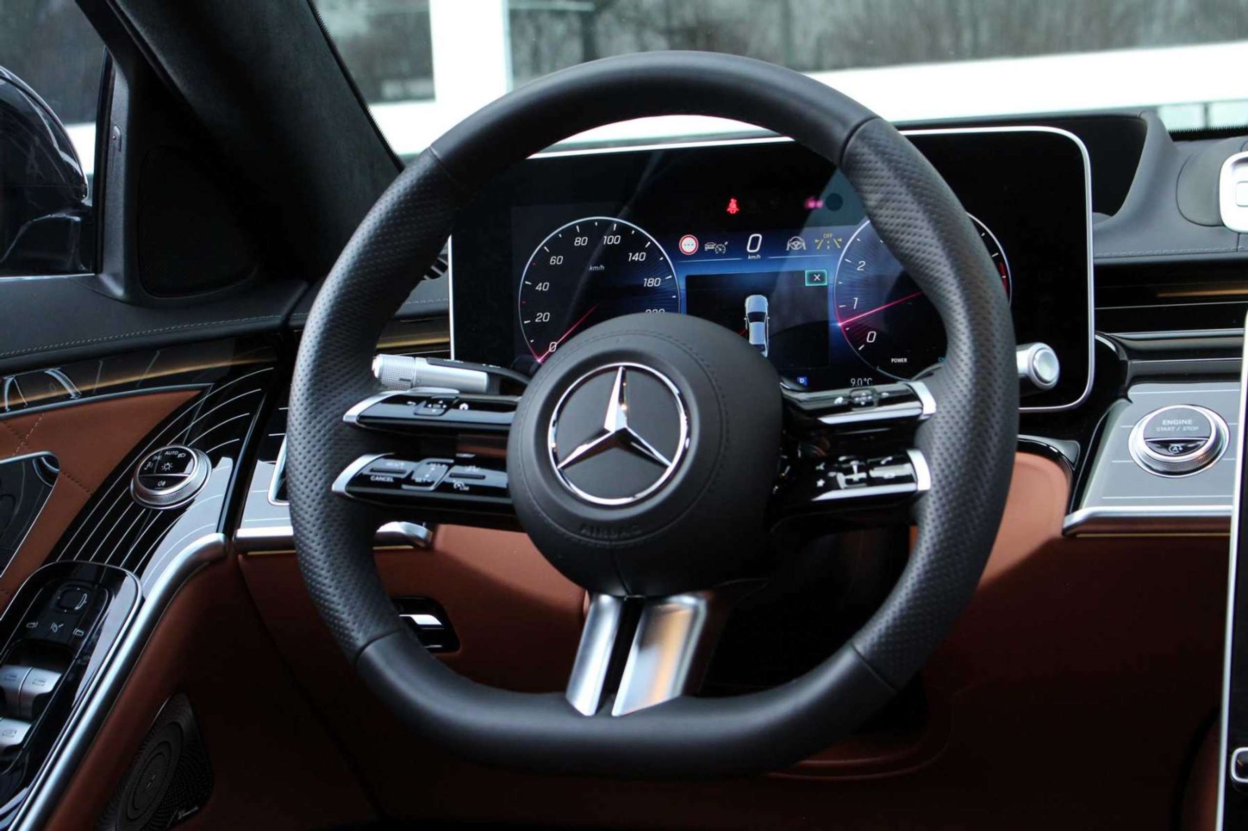 Mercedes-Benz - S 580