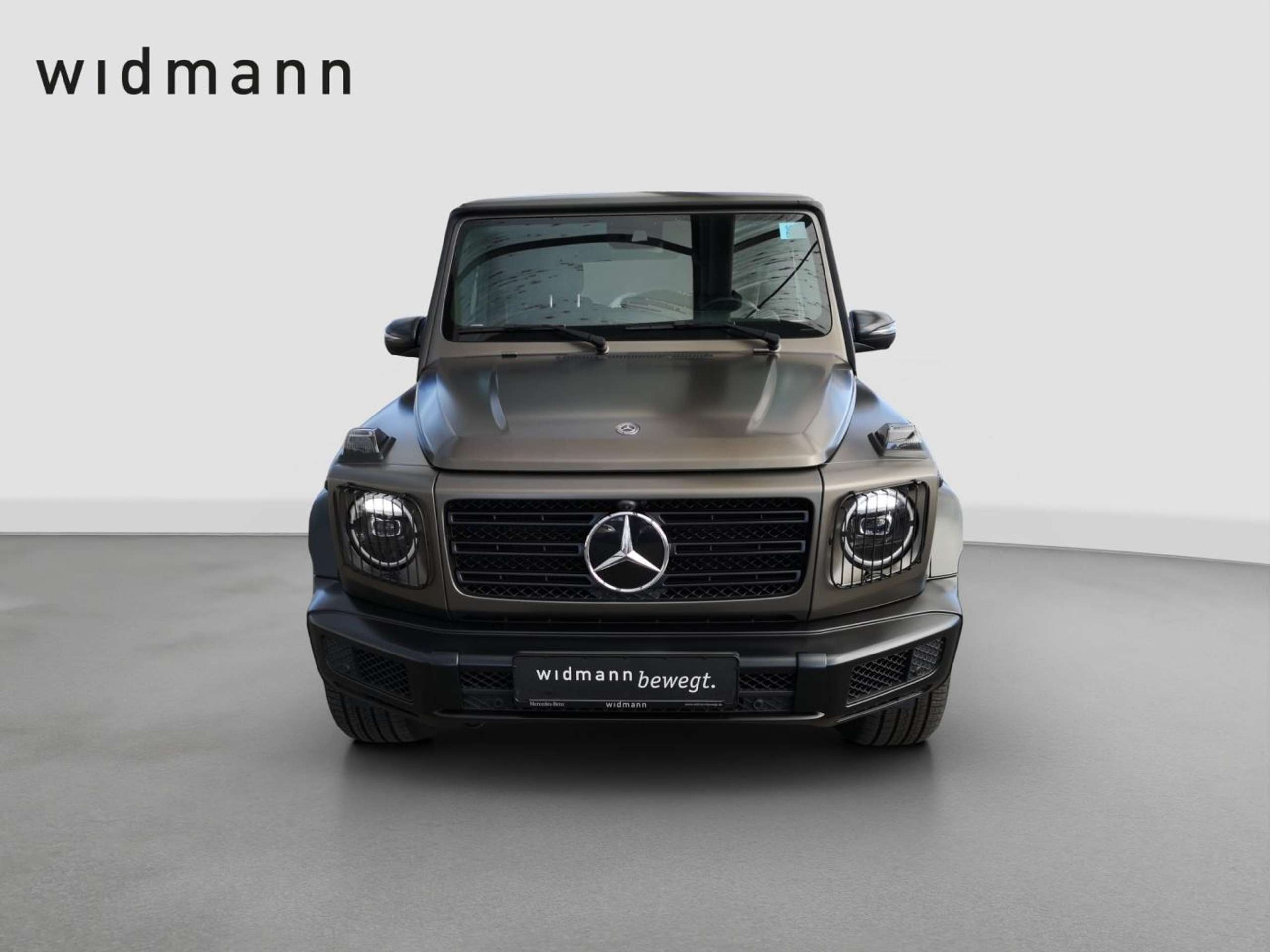 Mercedes-Benz - G 400