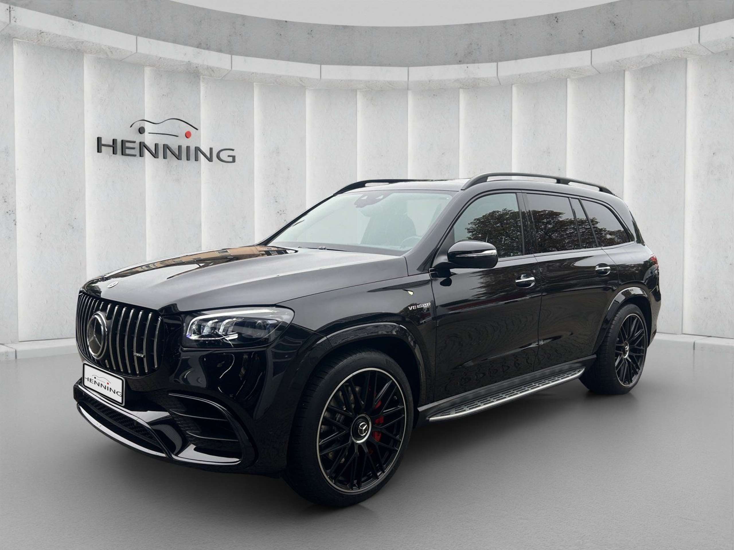 Mercedes-Benz - GLS 63 AMG