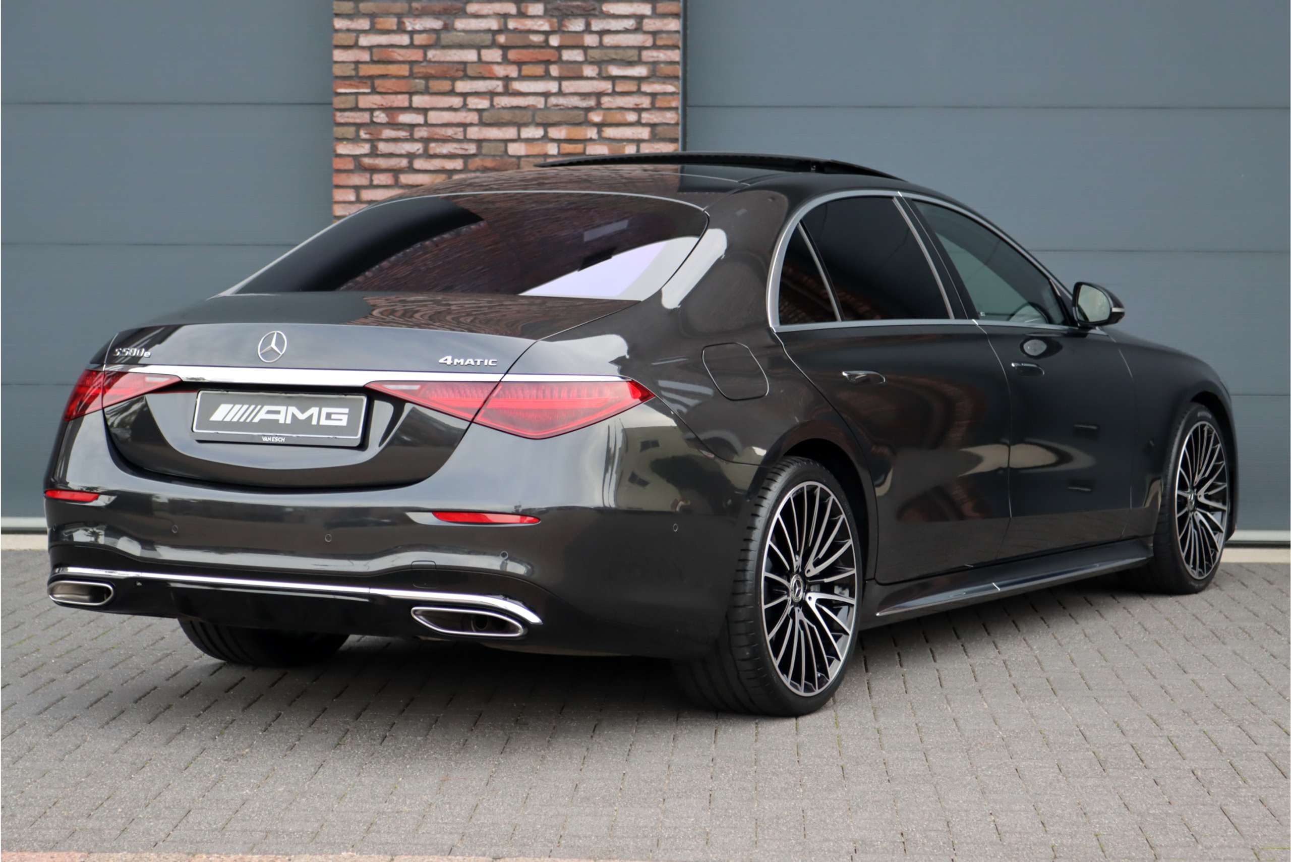 Mercedes-Benz - S 580