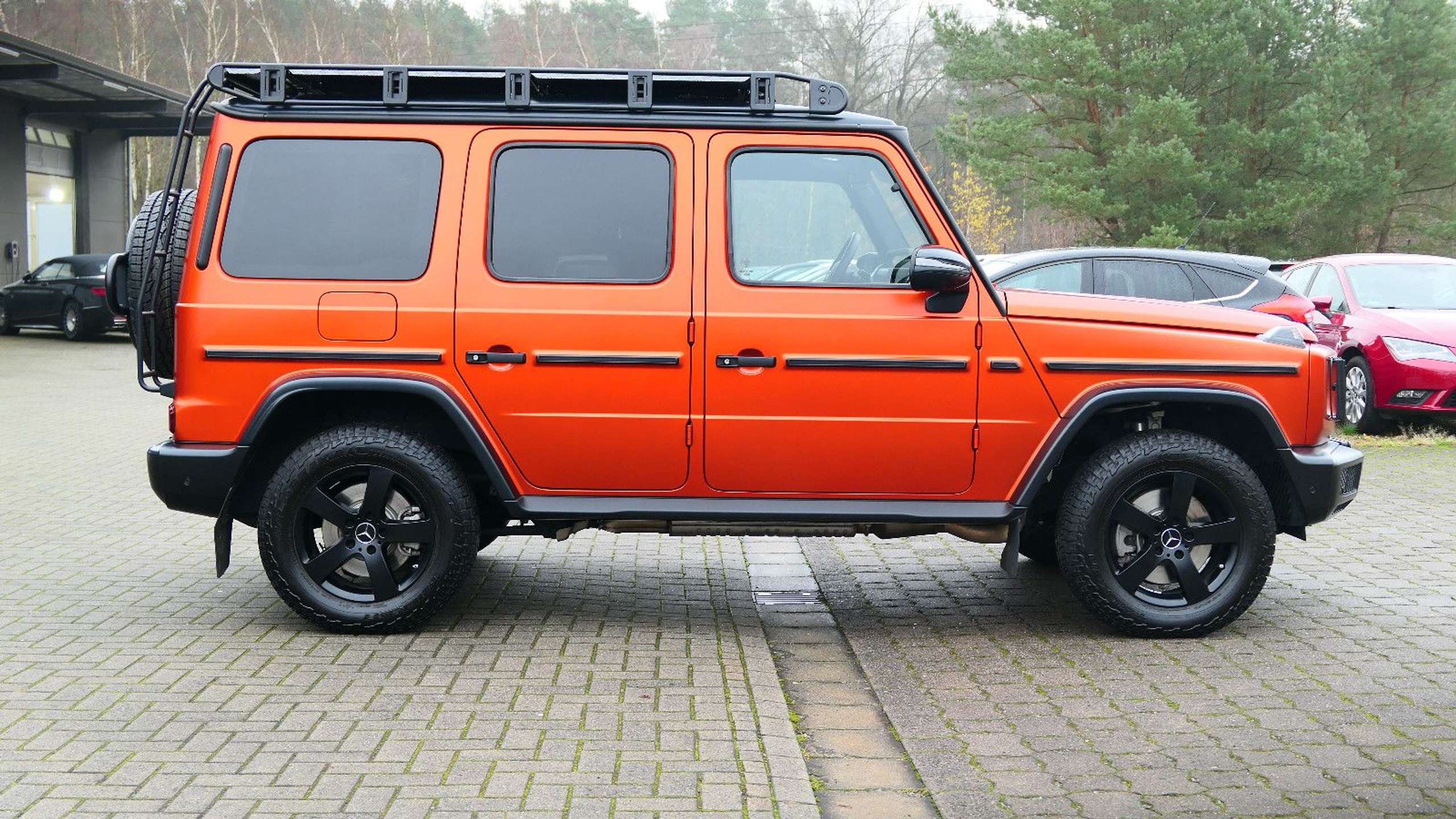 Mercedes-Benz - G 400