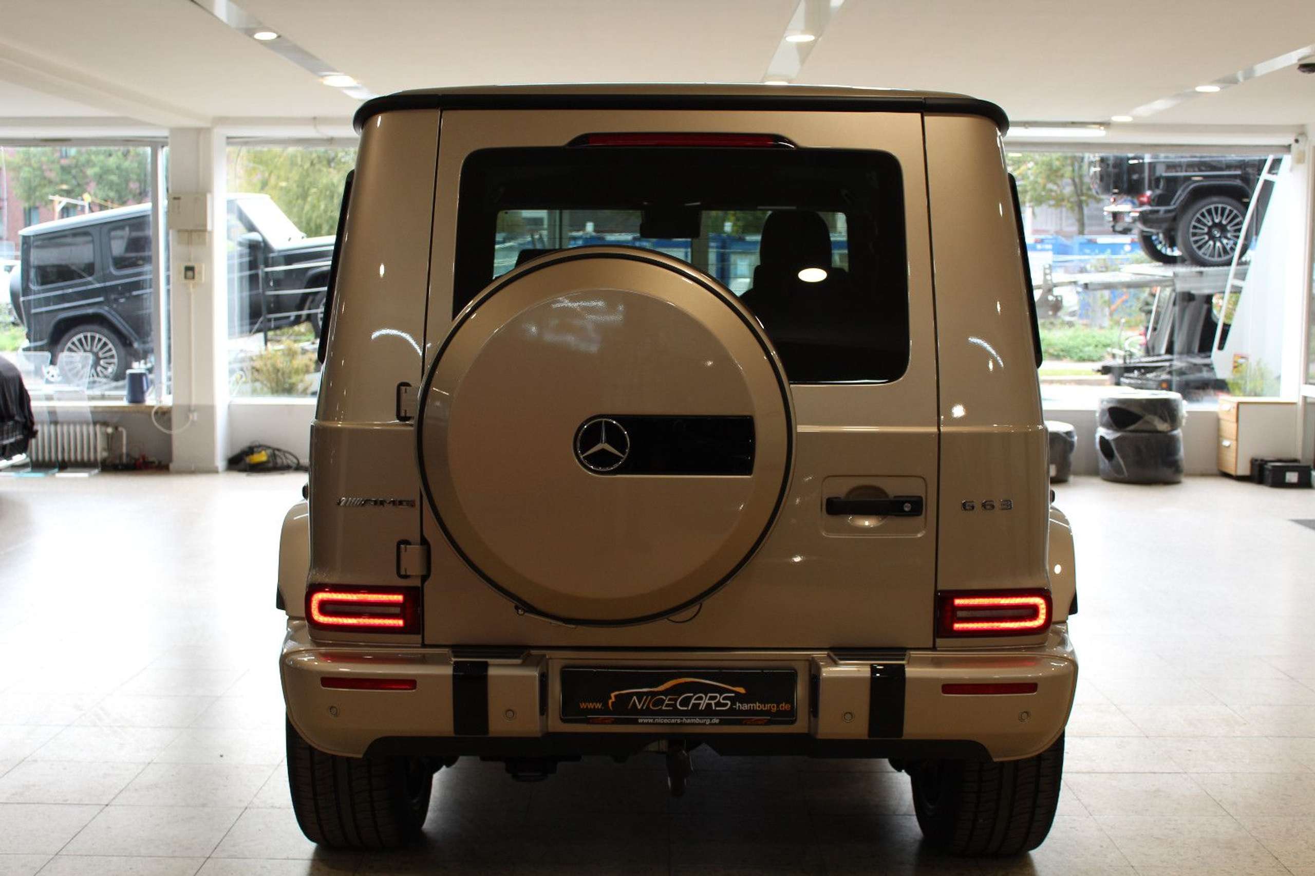 Mercedes-Benz - G 63 AMG