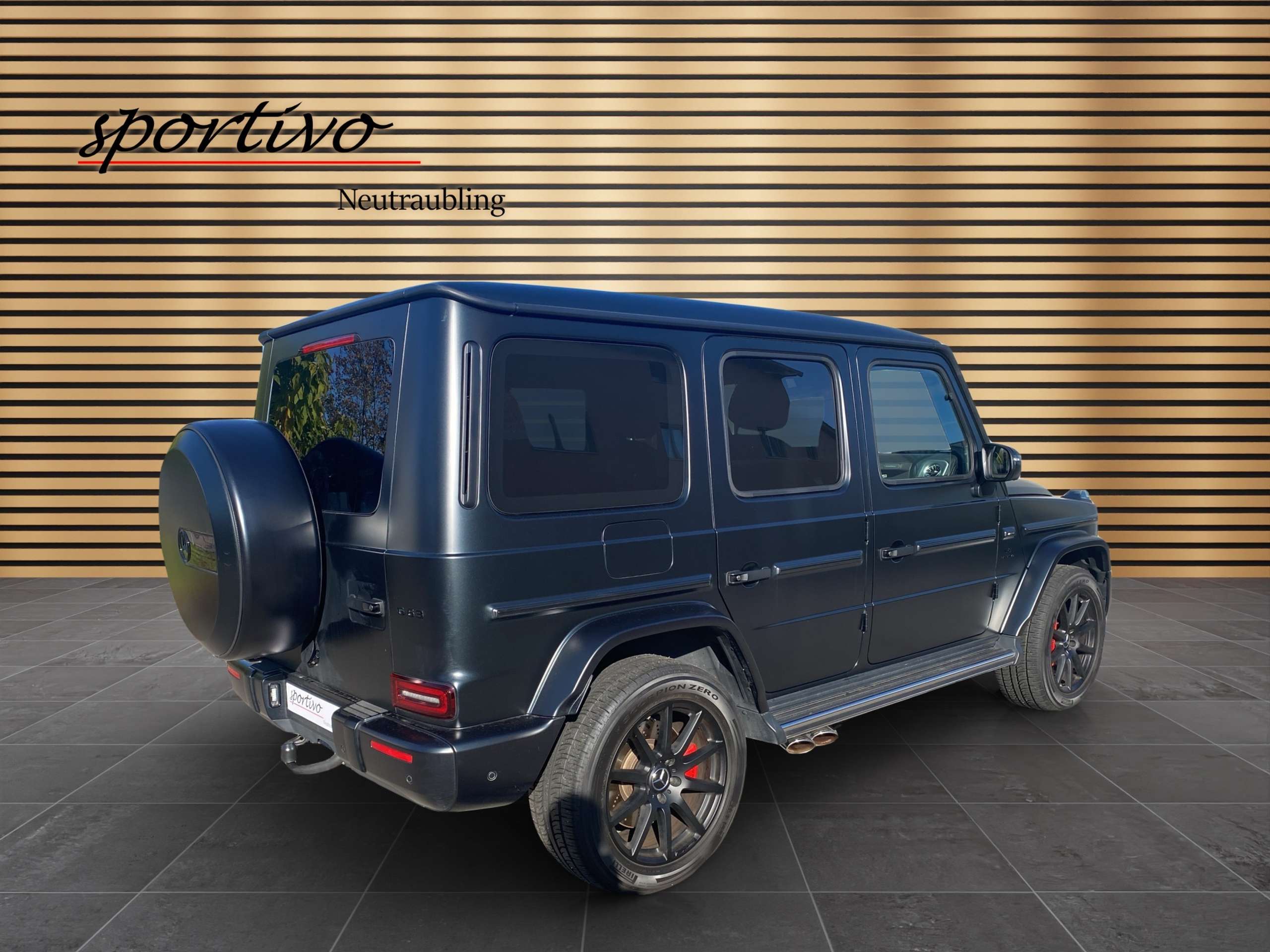 Mercedes-Benz - G 63 AMG