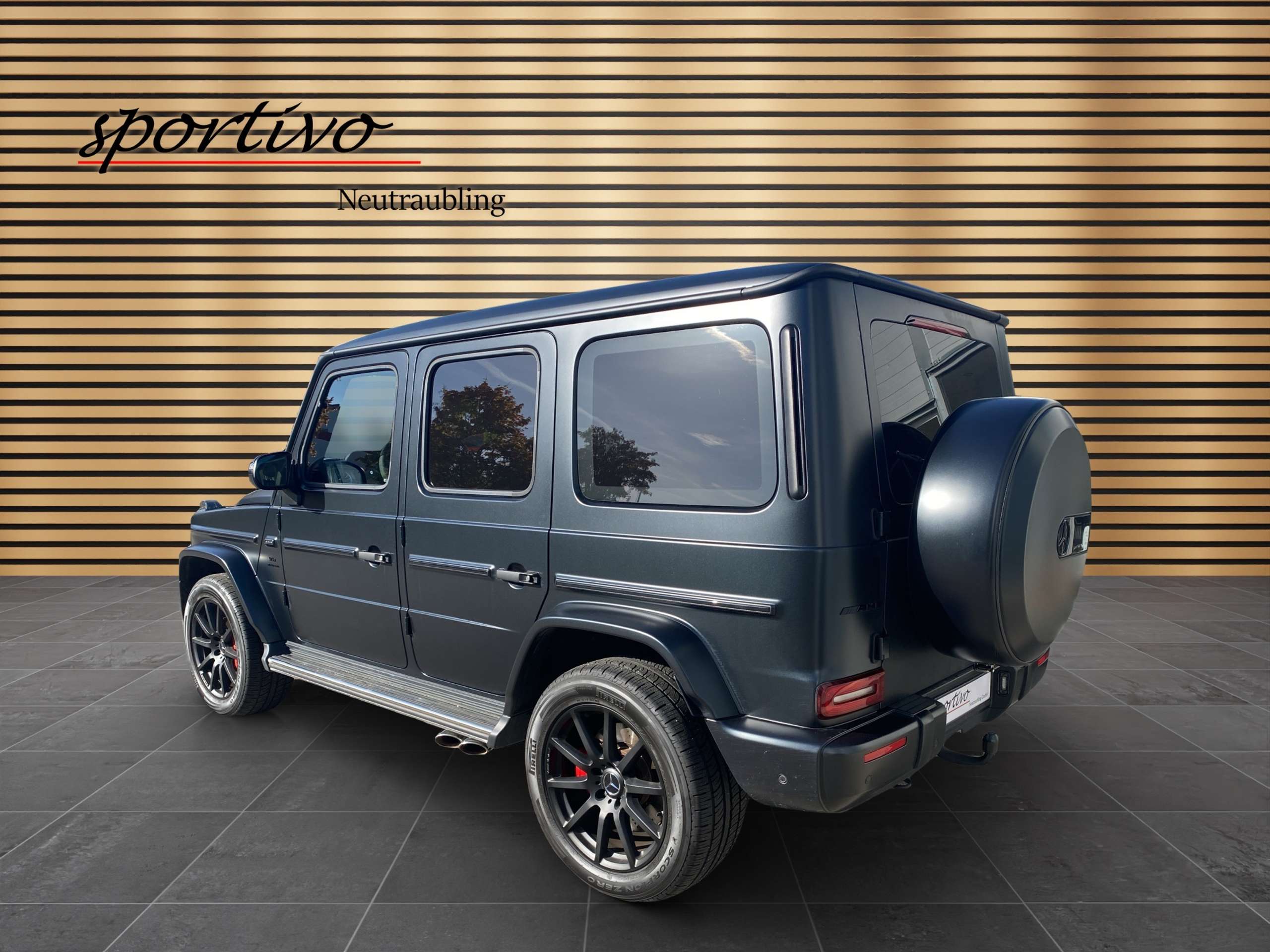 Mercedes-Benz - G 63 AMG