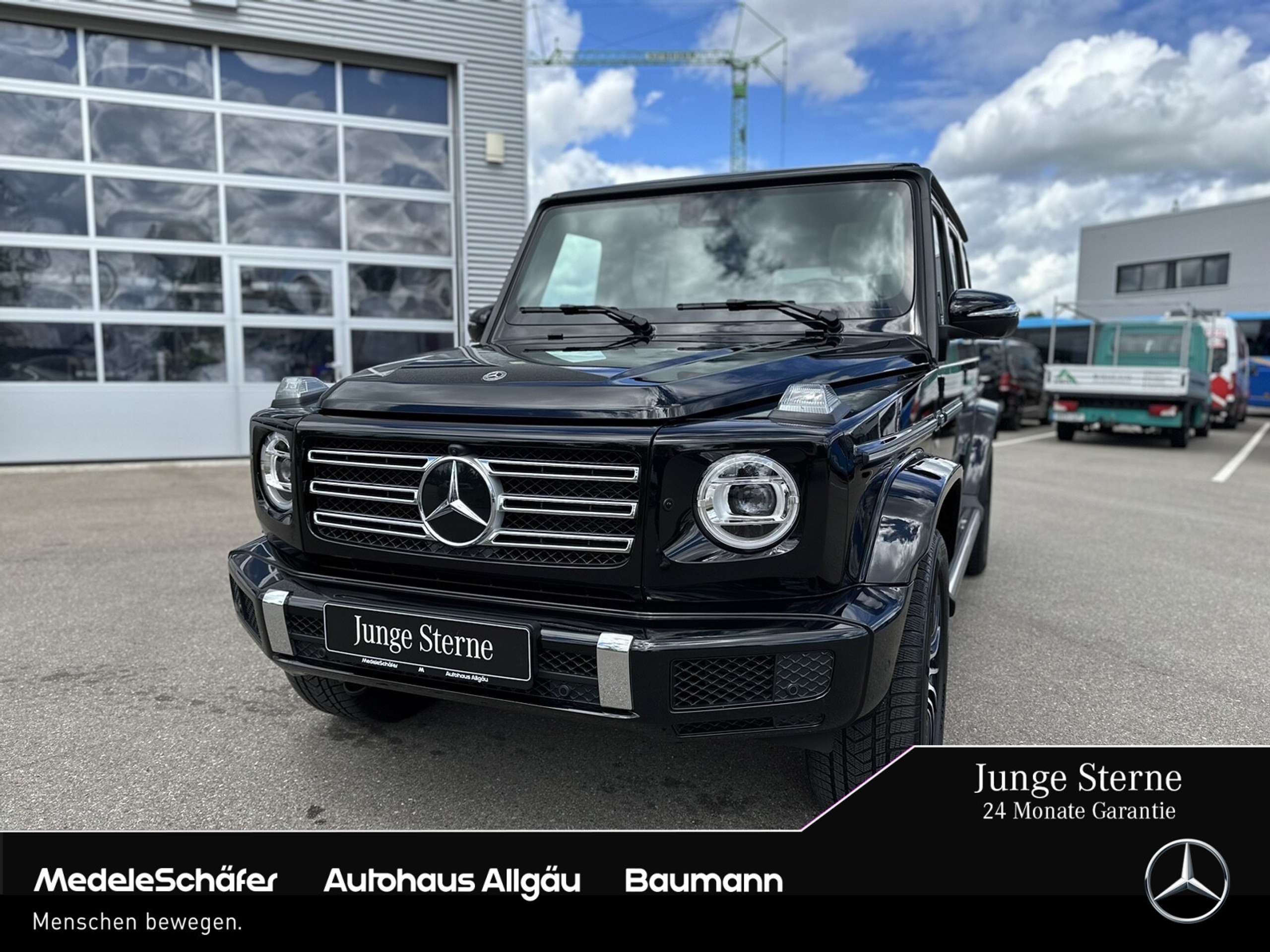 Mercedes-Benz - G 500