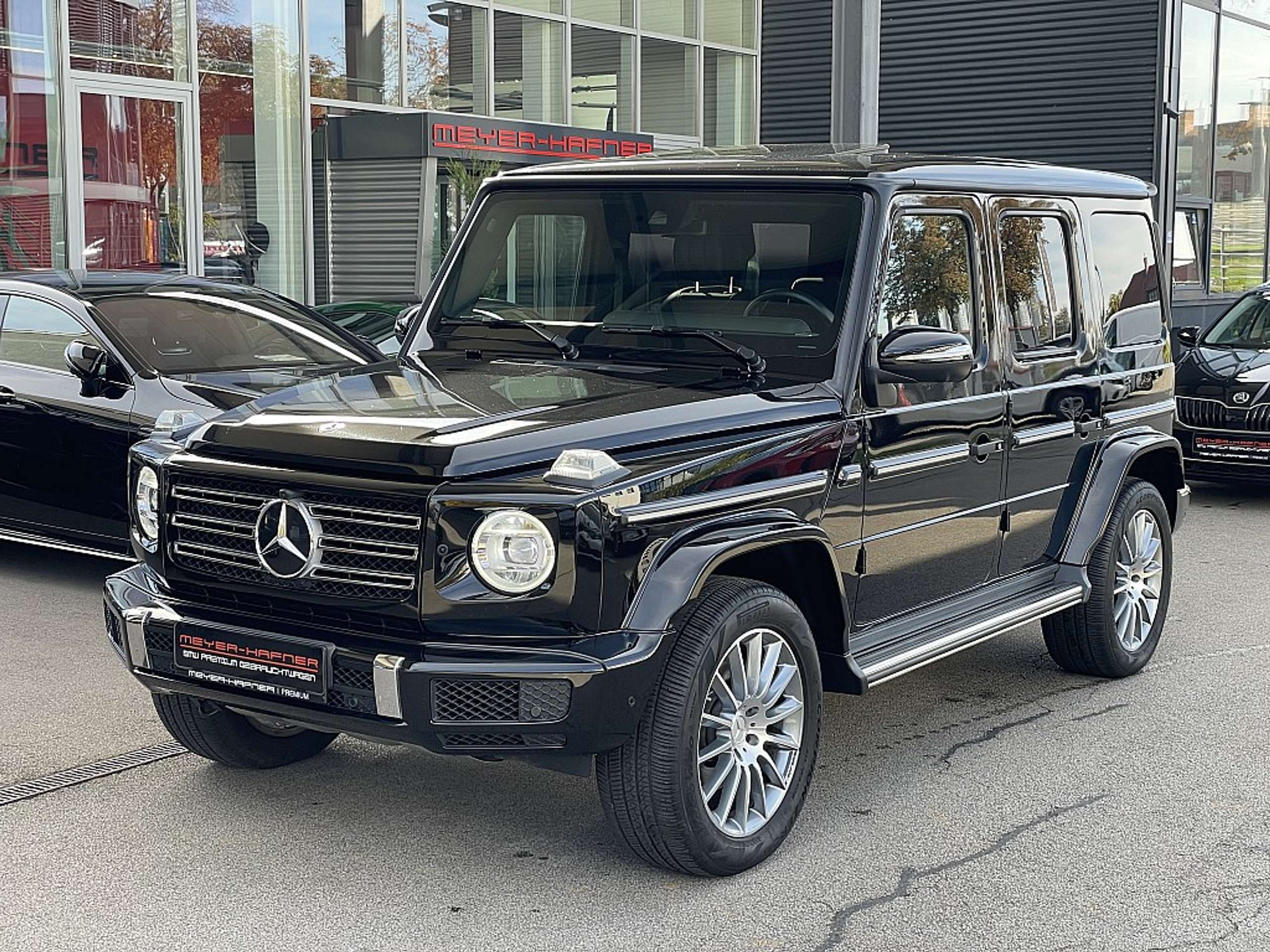 Mercedes-Benz - G 500