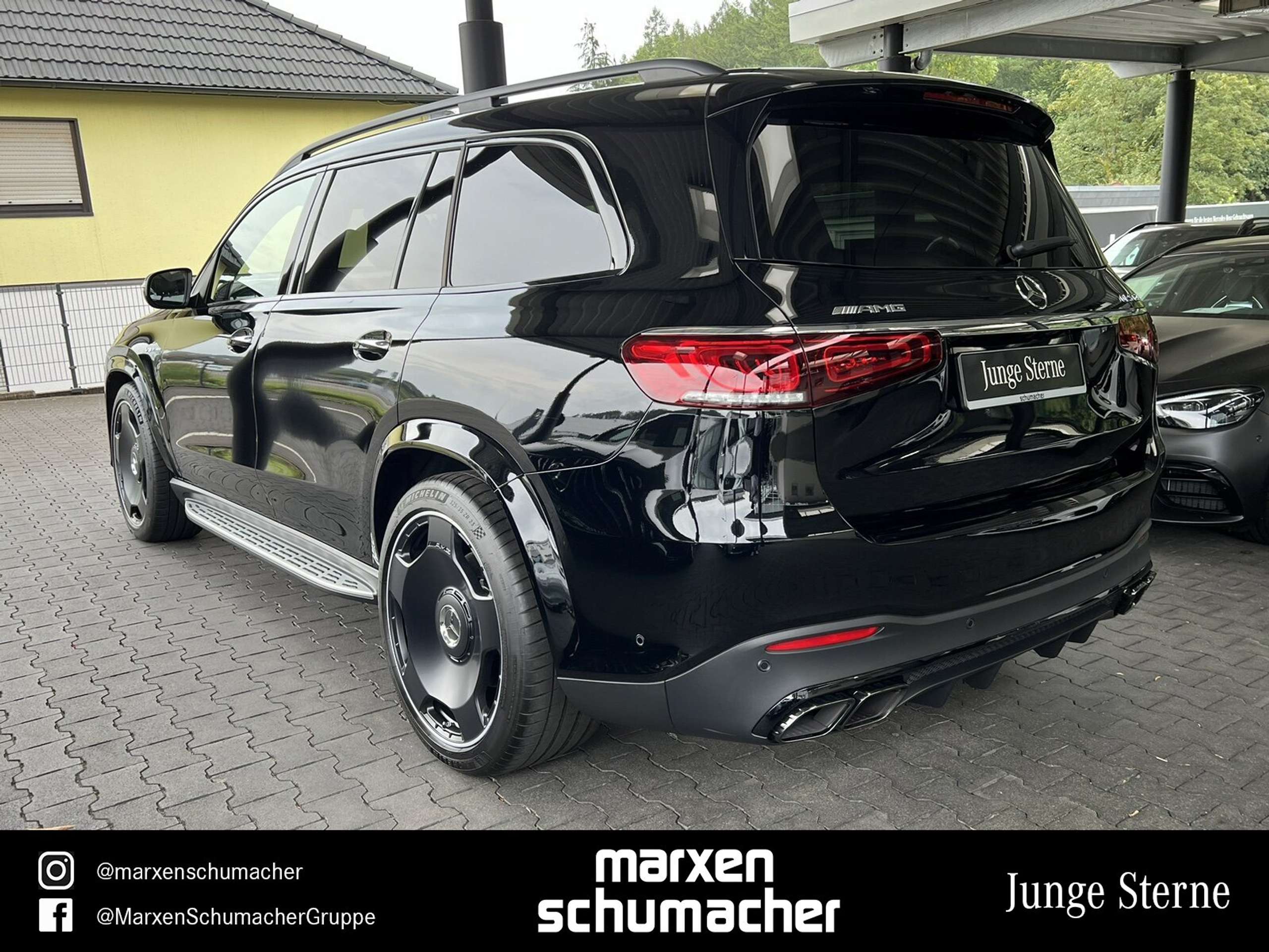 Mercedes-Benz - GLS 63 AMG