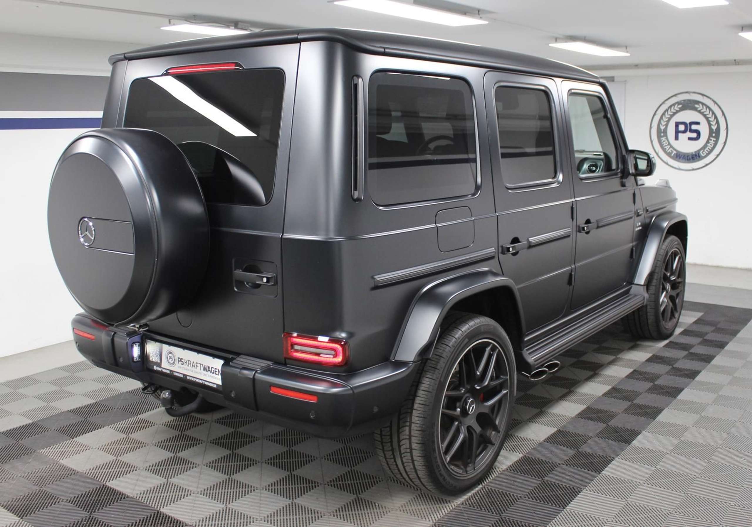 Mercedes-Benz - G 63 AMG