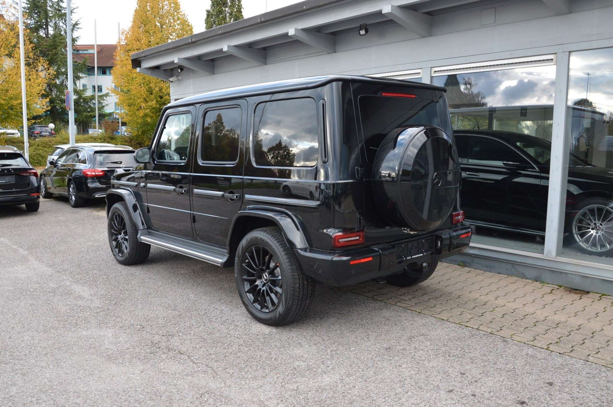 Mercedes-Benz - G 400