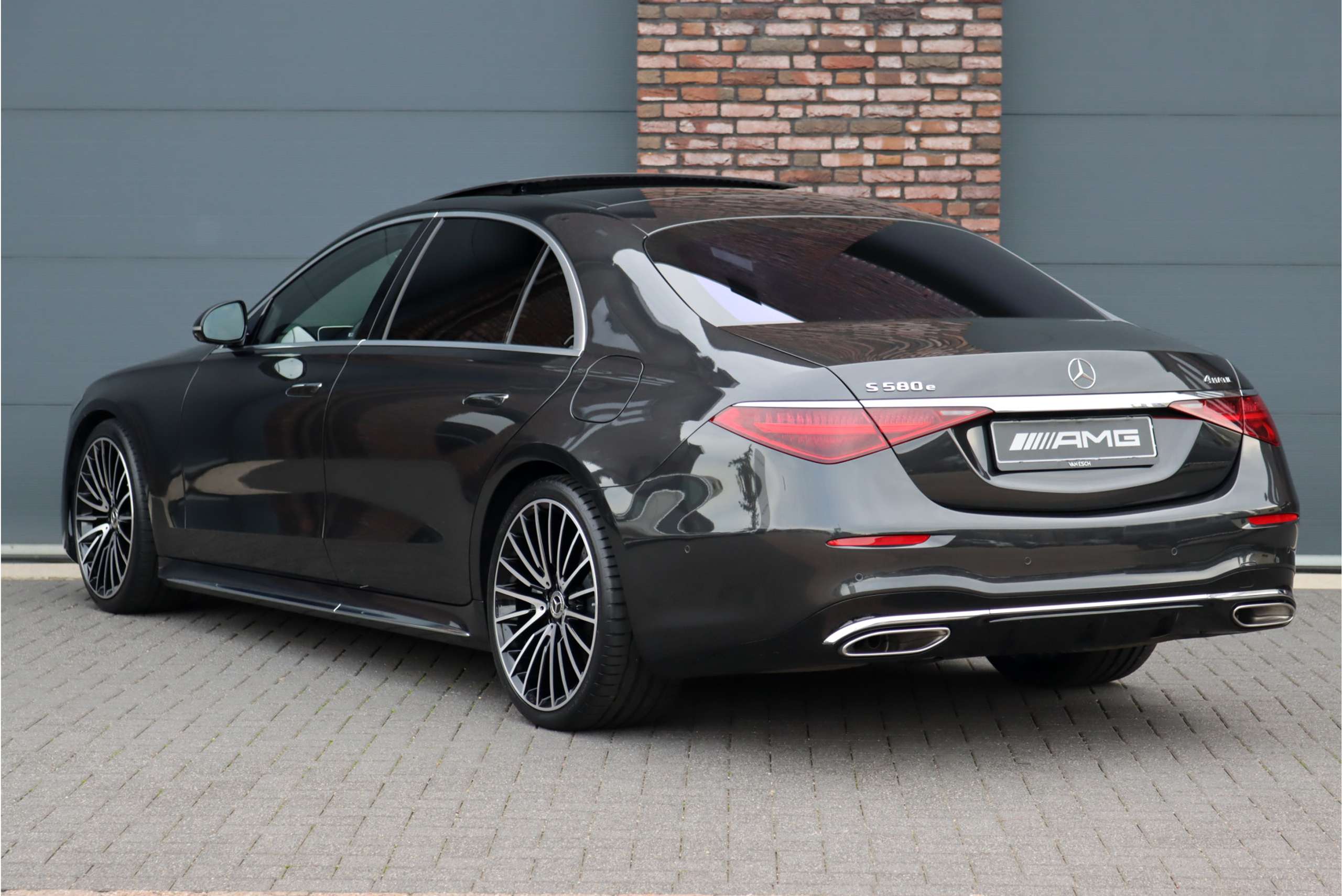 Mercedes-Benz - S 580