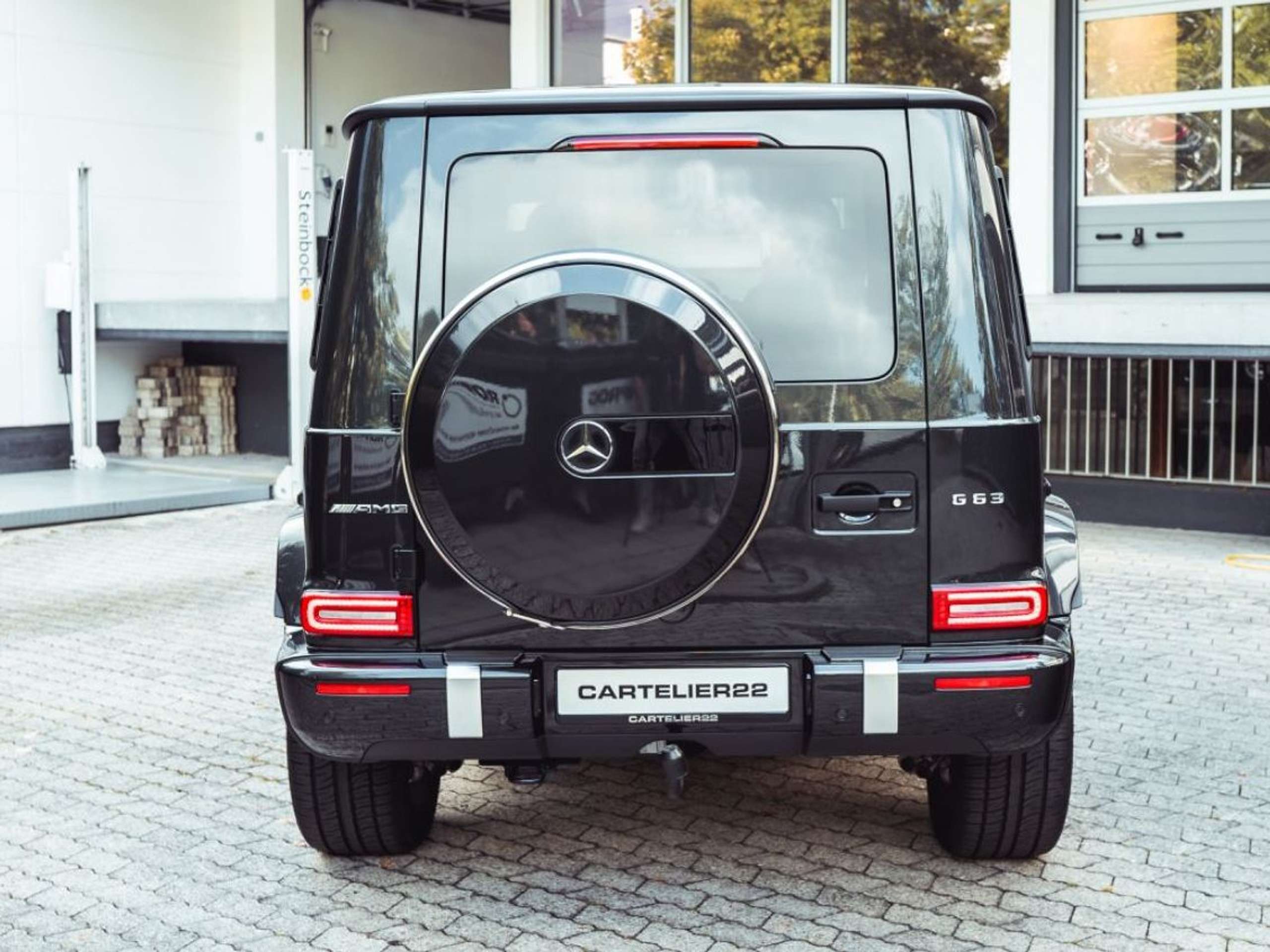 Mercedes-Benz - G 63 AMG