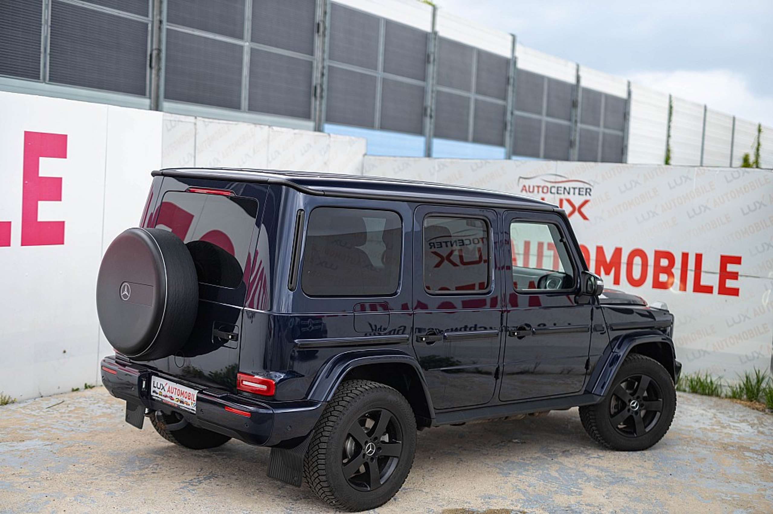 Mercedes-Benz - G 500