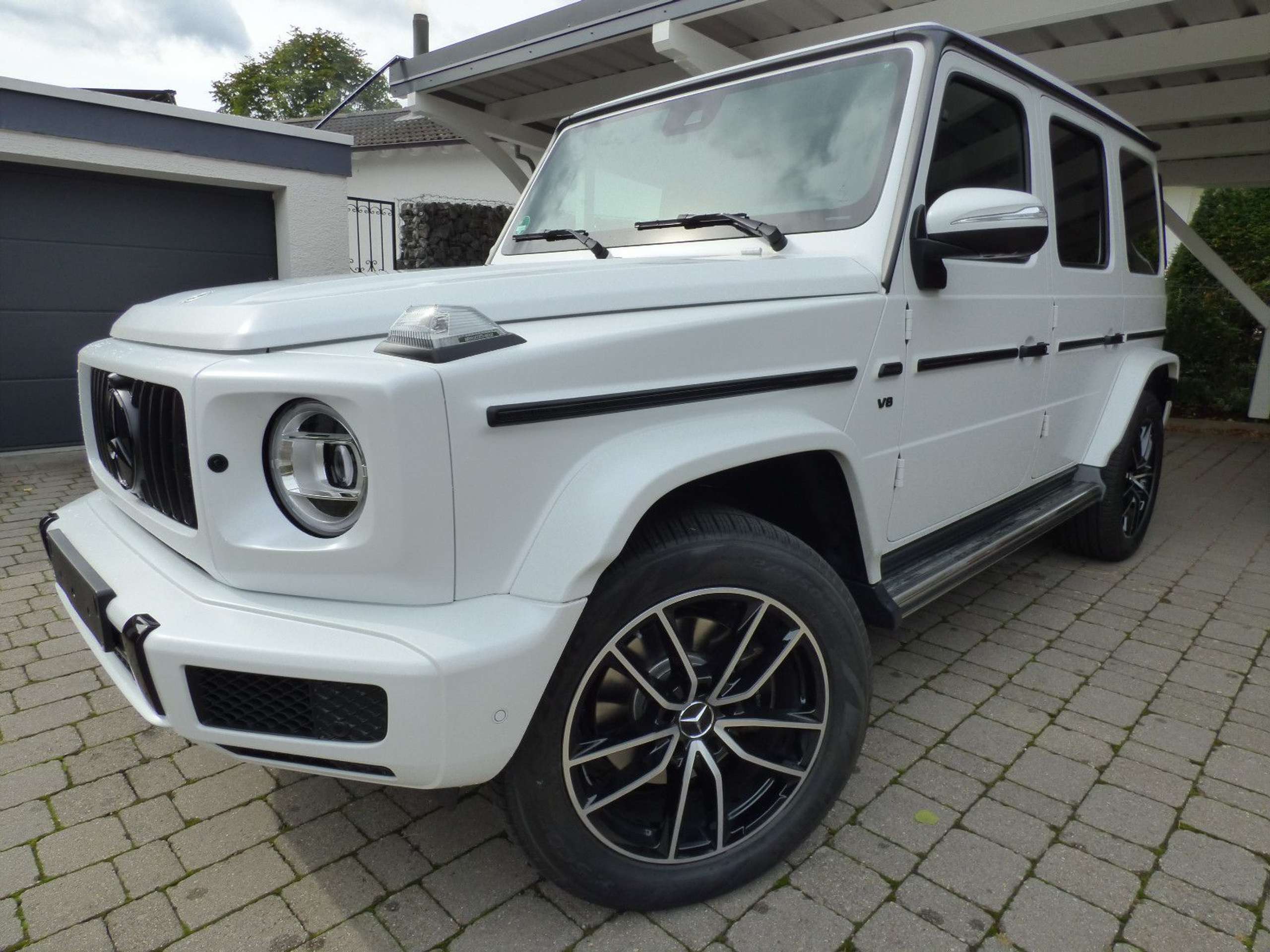 Mercedes-Benz - G 500