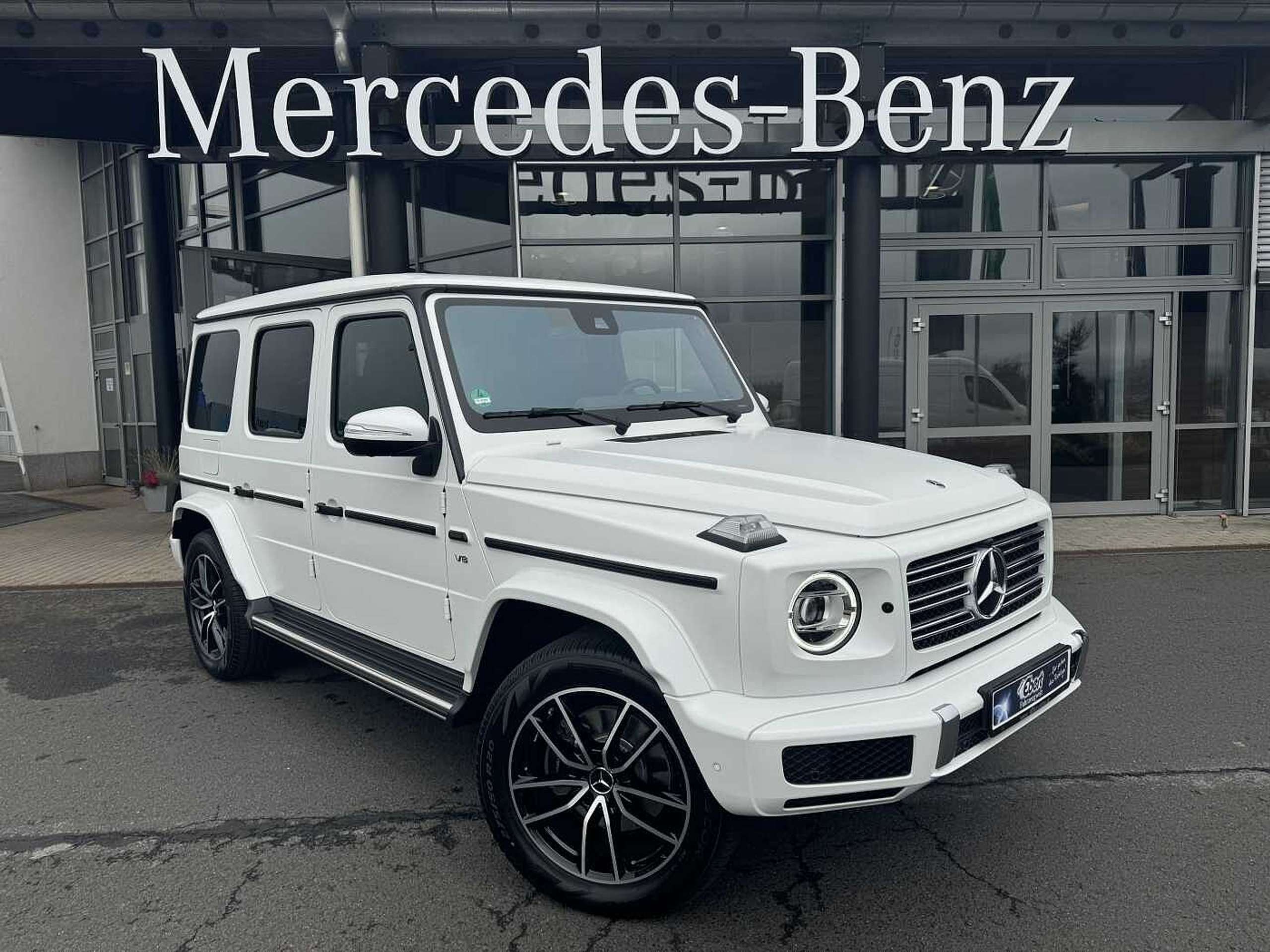 Mercedes-Benz - G 500