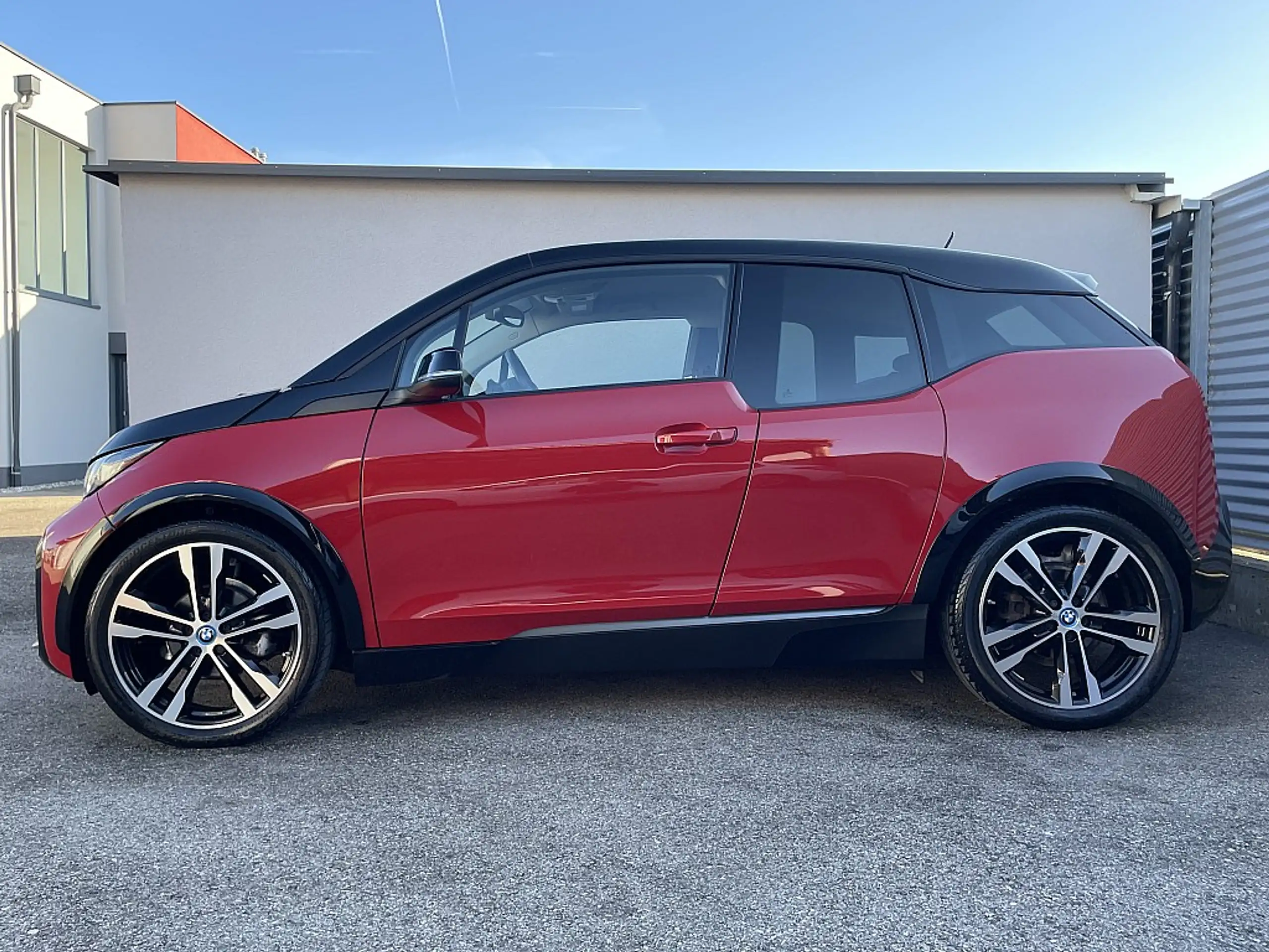 BMW - i3