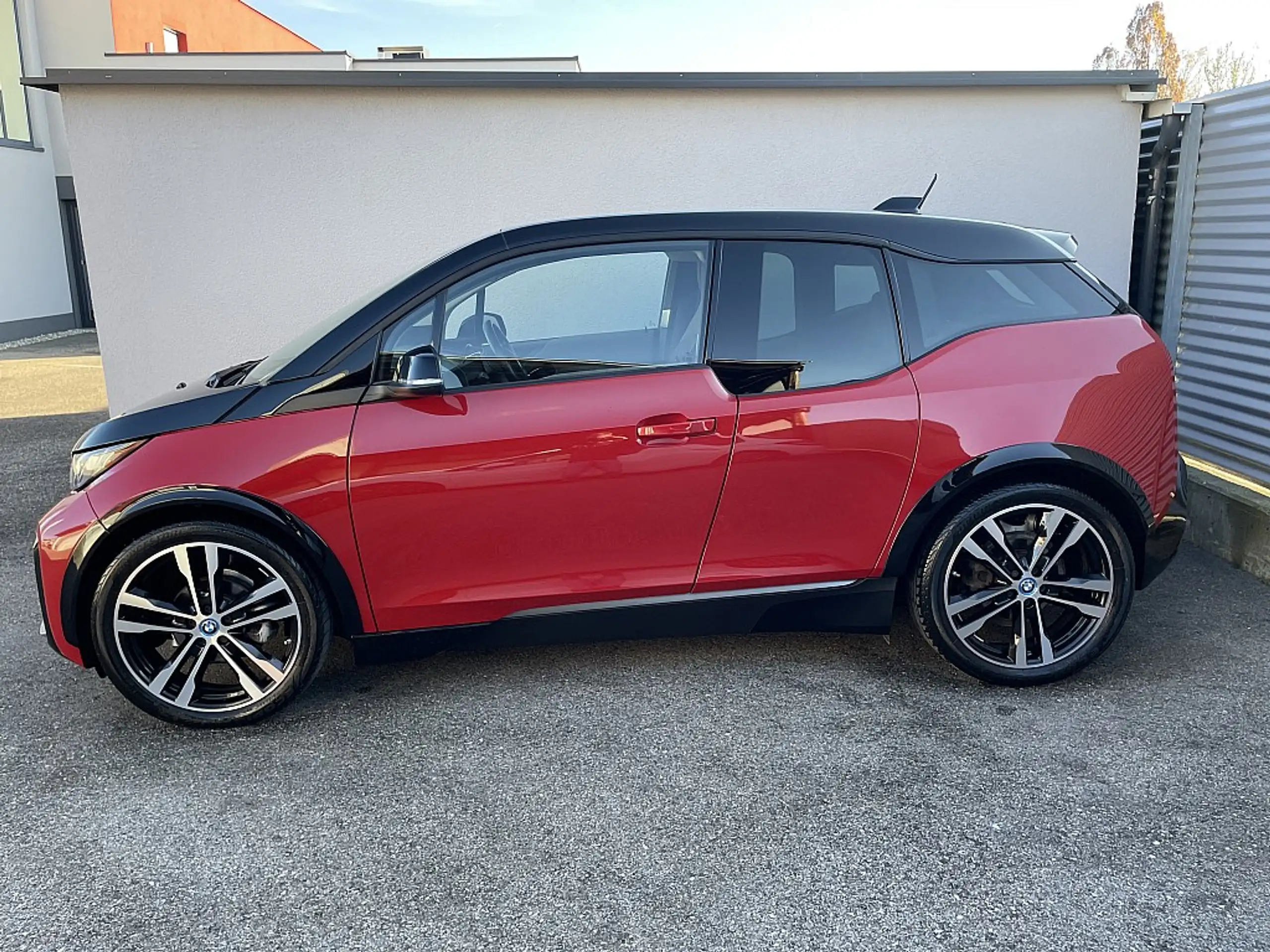 BMW - i3